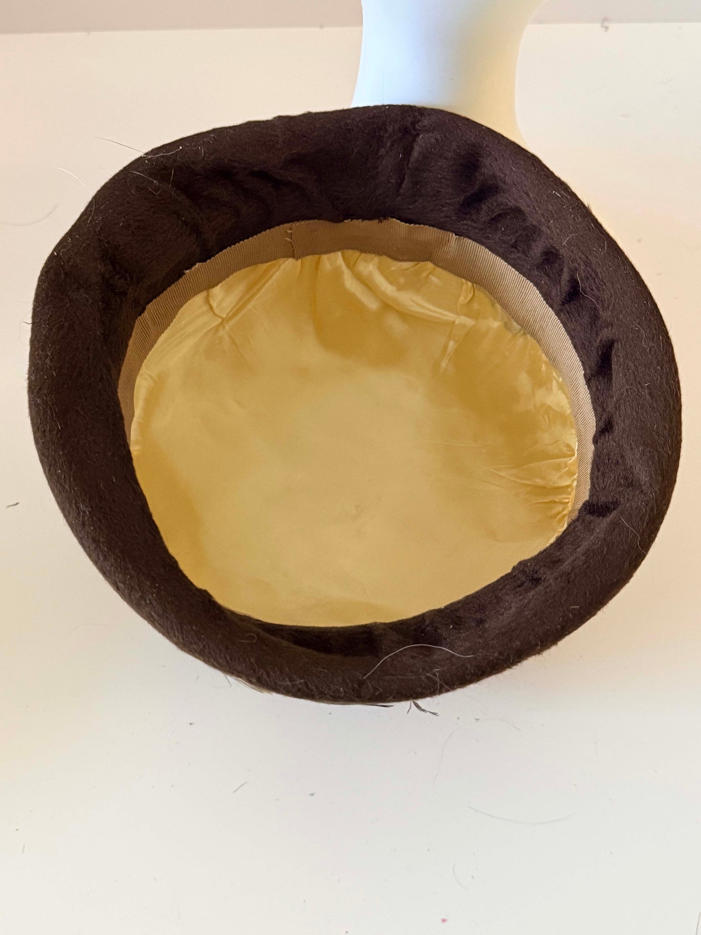 Vintage 1920s–1930s Inspired Cloche Hat Feather Crown Brown Felt Brim Art Deco Style Winter Millinery Statement Ha