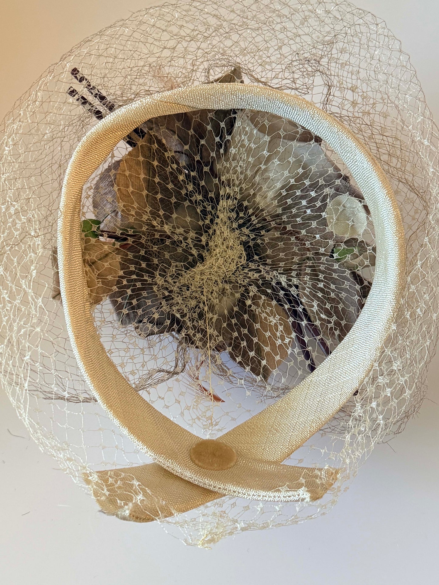 Vintage 1950s Champagne Floral Fascinator Veil Hat Satin Rose Cocktail Headpiece Feather Netting Romantic Millinery