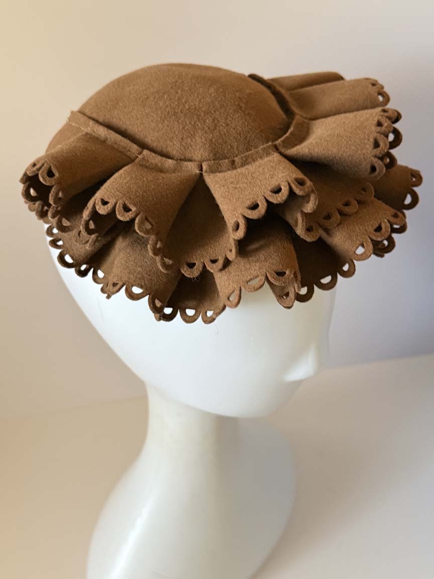 Vintage 1940s Glenover Brown Wool Felt Tilt Hat Layered Scalloped Cutwork Brim Women's WWII Era Millinery