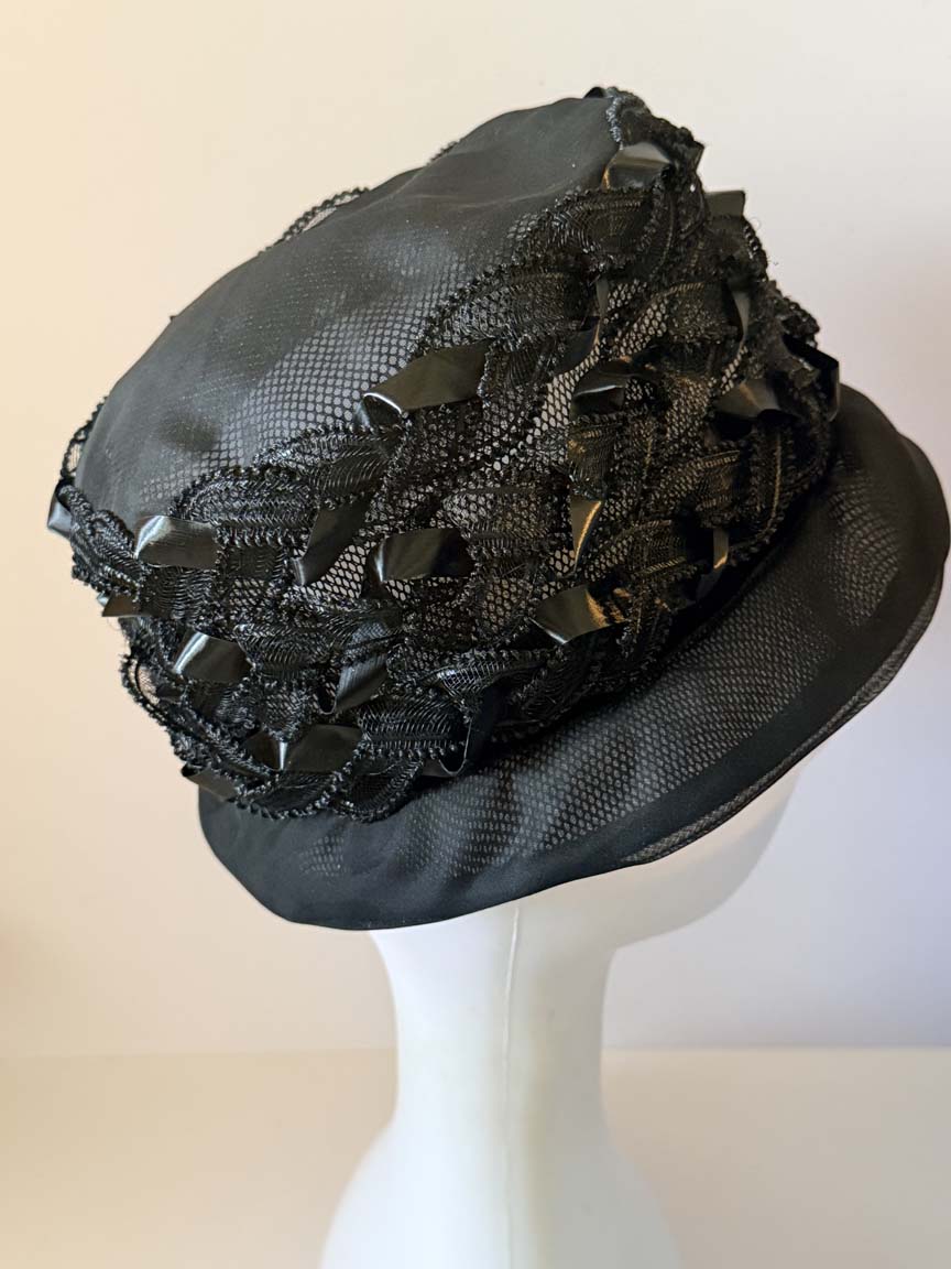 Vintage 1950s Black Lace Hat Satin Ribbon Woven Crown Wide Brim Women's Mid Century Cocktail Church Hat