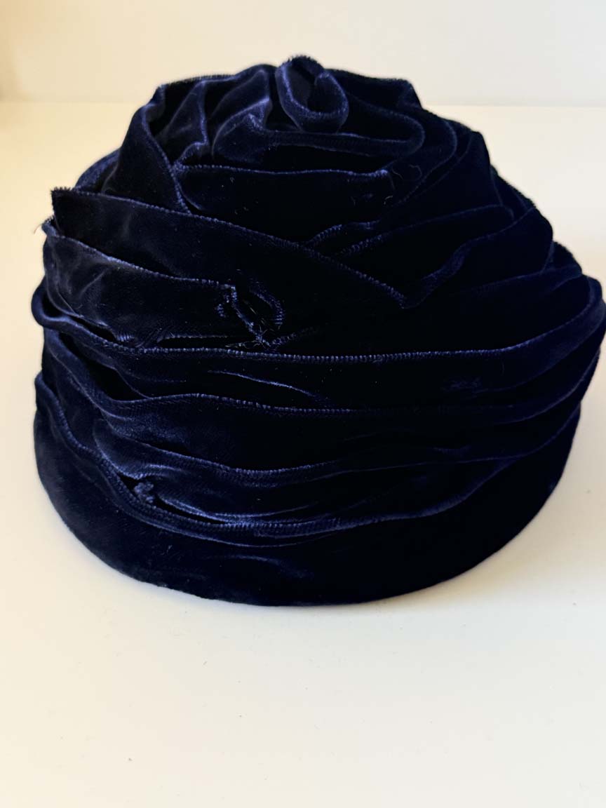 Vintage 1960s Dark Navy Blue Velvet Turban Hat Sculptural Draped Ribbon Toque Women's Mid Century Union Made Millinery