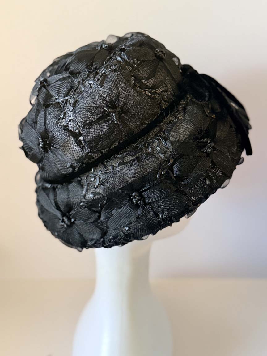 Vintage 1950s Pinehurst Black Floral Lace Cocktail Hat Velvet Bow High Crown Women's Formal Evening Millinery