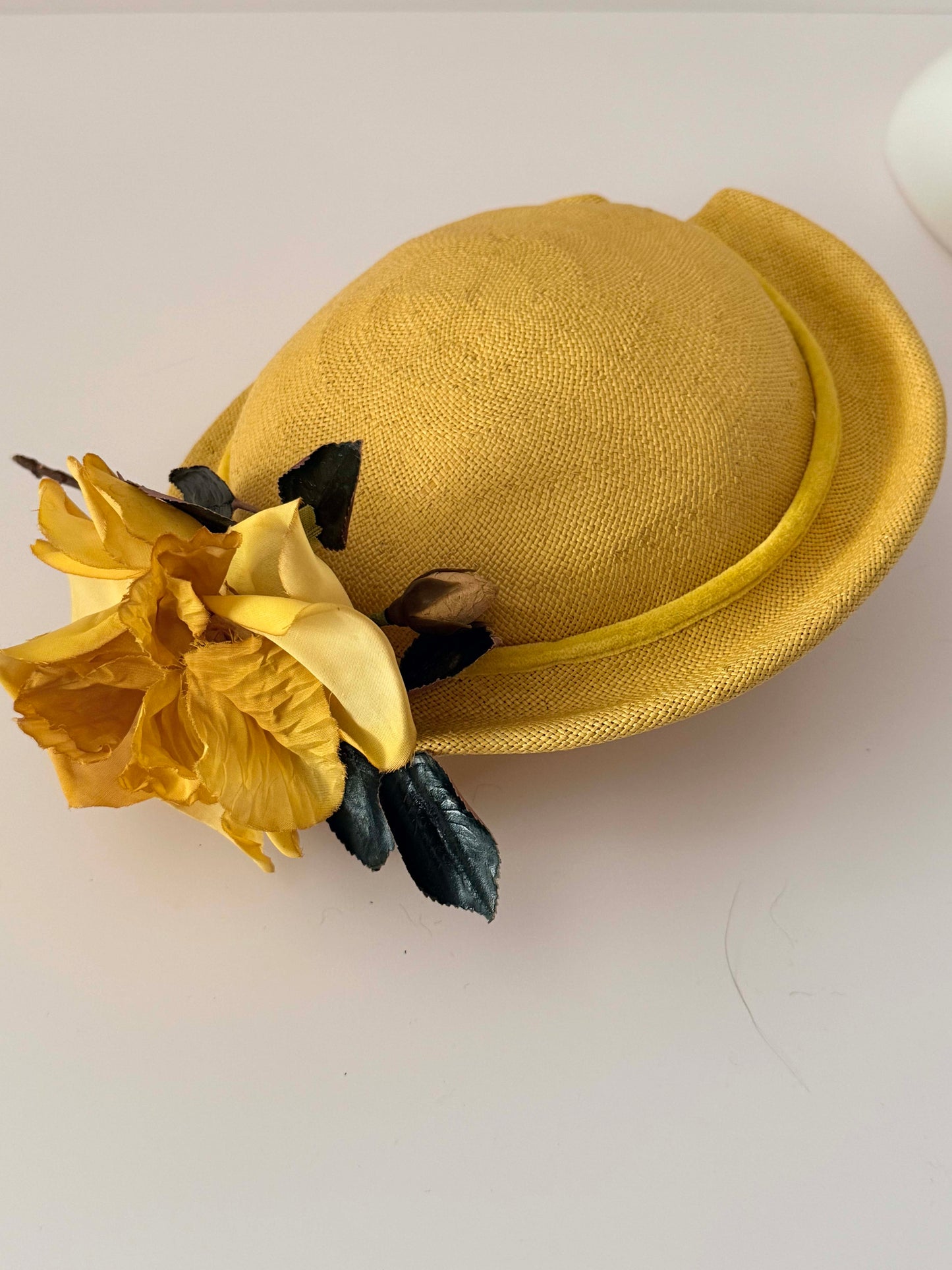 1950s–1960s Royce Exclusive Yellow Straw Hat – Floral Pillbox Tilt Hat – Mid Century Garden Party / Bridal Statement