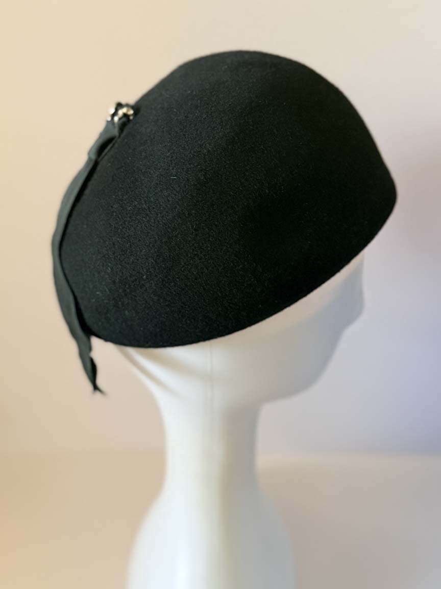 Vintage 1960s Caprice New York Black Wool Felt Bubble Hat Grosgrain Ribbon Rhinestone Accent Women's Mod Ha