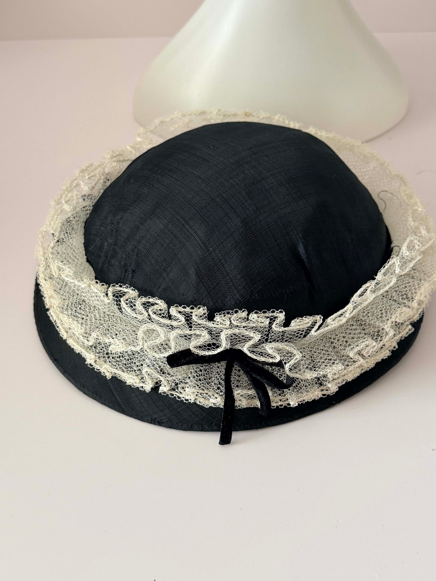 Vintage 1950s Black Silk Hat – White Lace Trim Tilt Hat with Velvet Bow Feminine Mid Century Summer Millinery