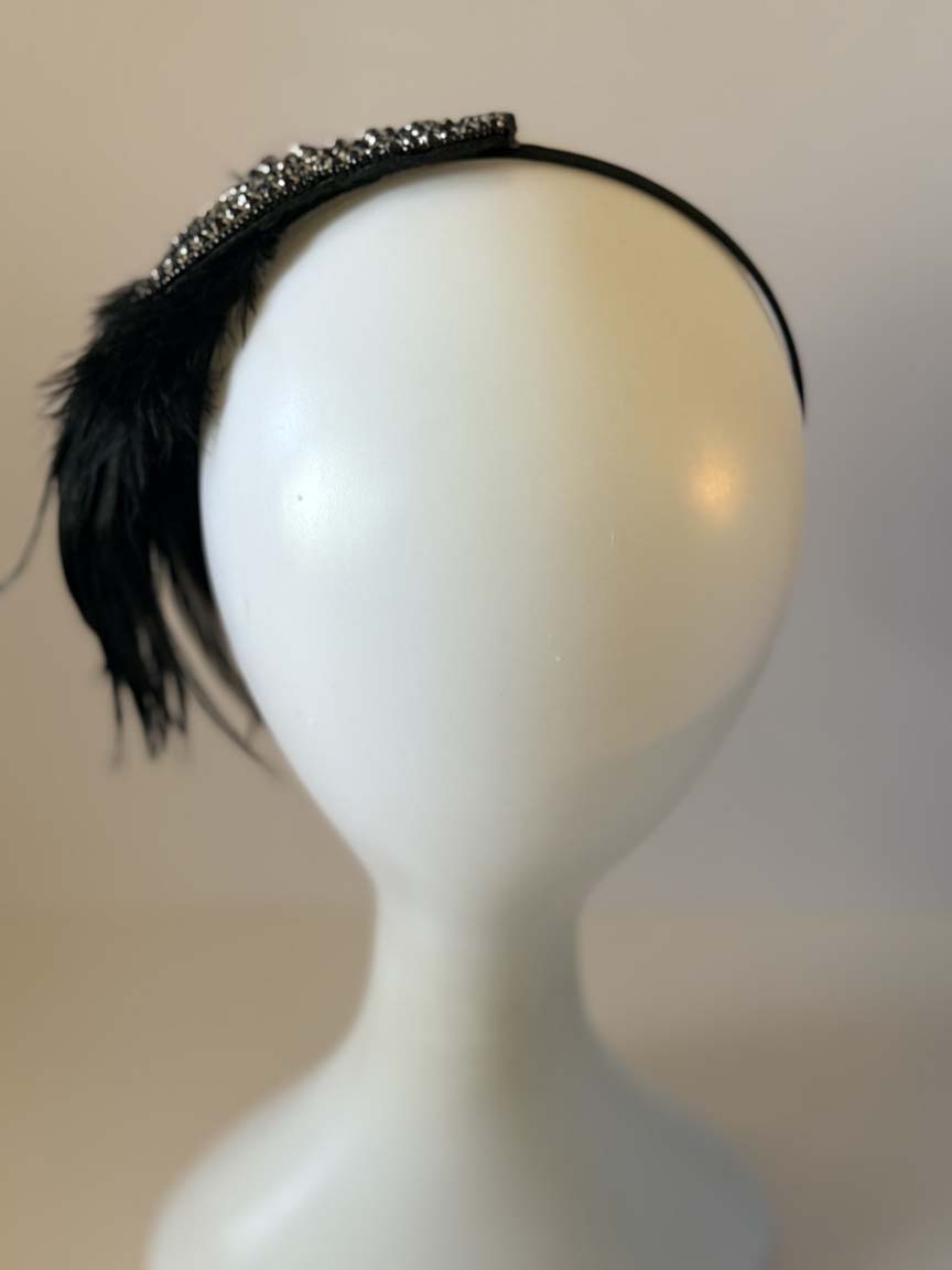BABEYOND 1920s Style Black Beaded Feather Flapper Headpiece Art Deco Peacock Fascinator Great Gatsby Costume