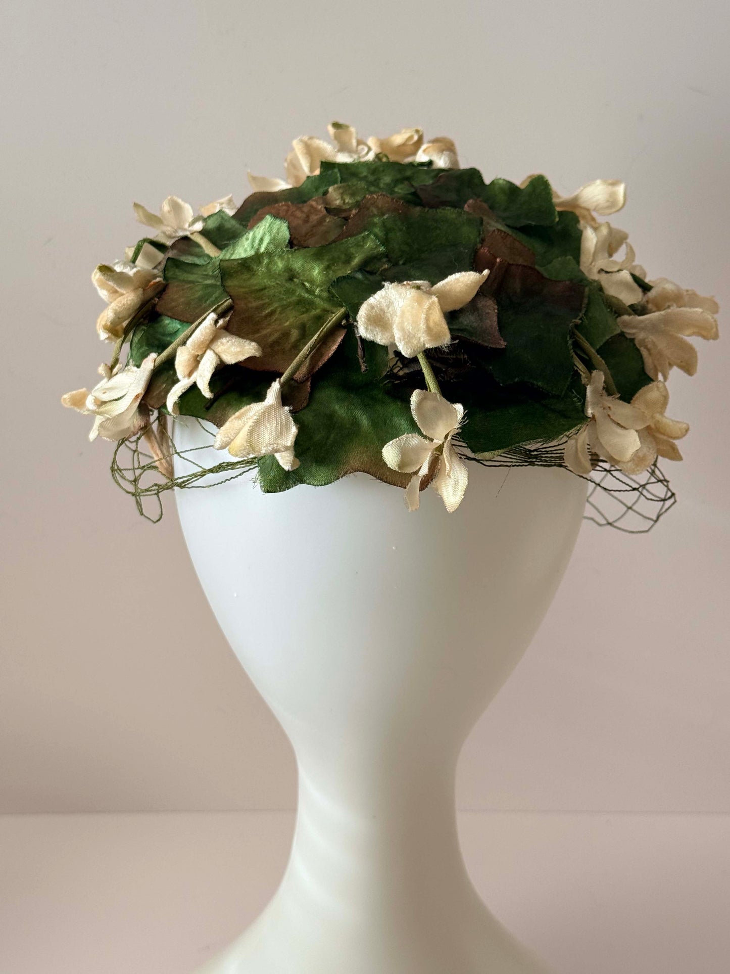 1950s Vintage Mr. Milton Floral Veiled Hat – Cream Blossom & Green Leaf Halo – Chicago Millinery