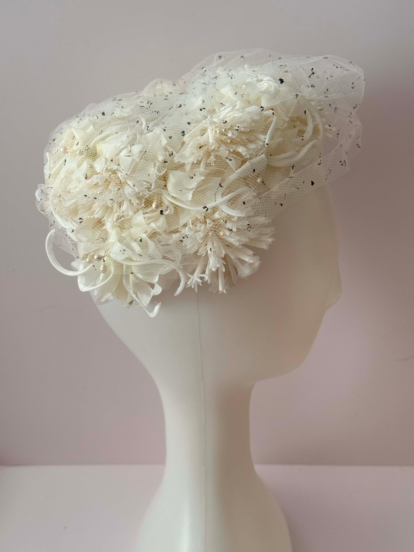 1950s Vintage Clove Lane Ivory Floral Veiled Hat – Confetti Netting & Textured Blossoms – Mid Century Bridal
