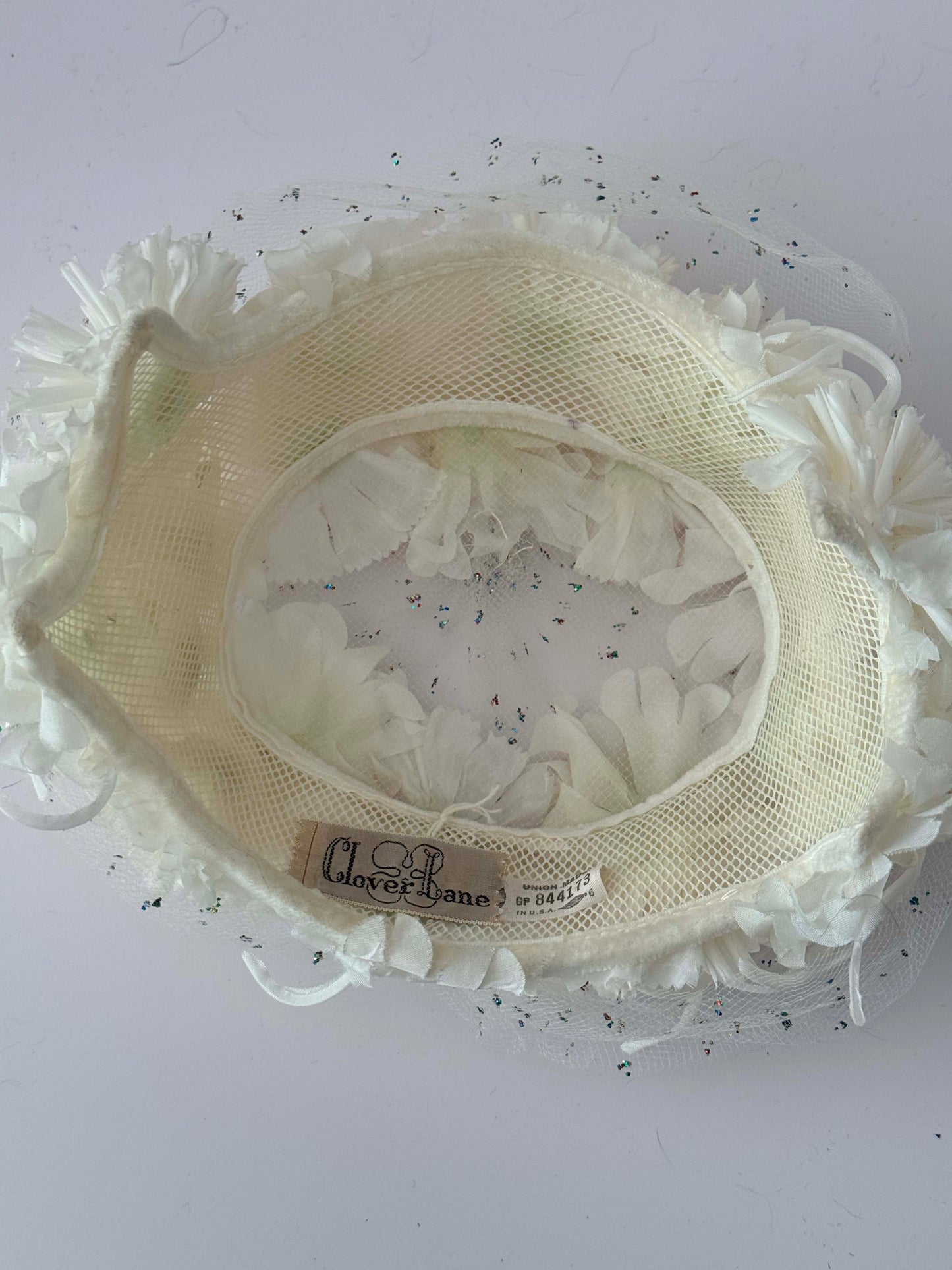 1950s Vintage Clove Lane Ivory Floral Veiled Hat – Confetti Netting & Textured Blossoms – Mid Century Bridal