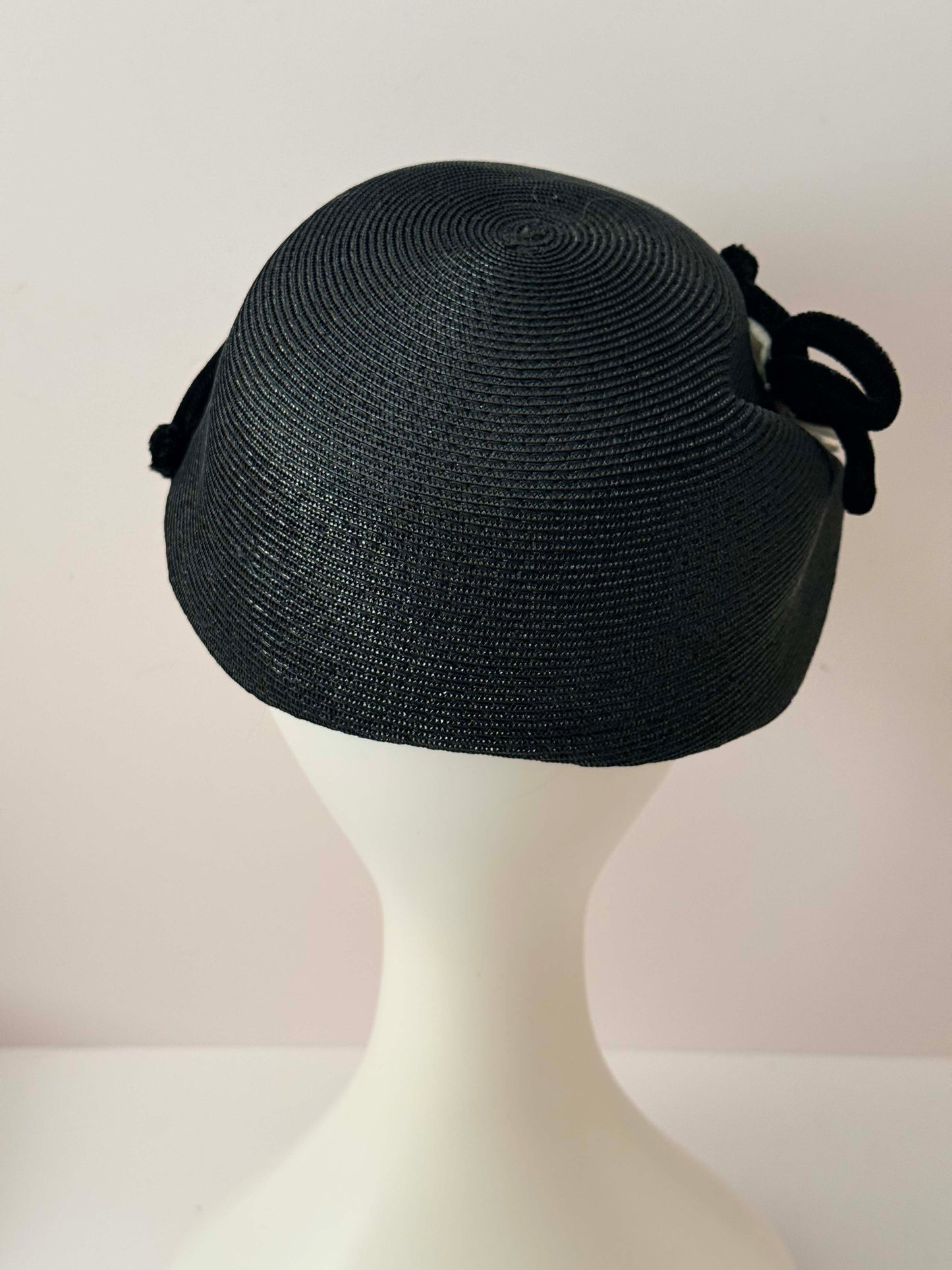 1960s Black Straw Cloche Hat – Sculptural Floral Trim Vintage Summer Hat