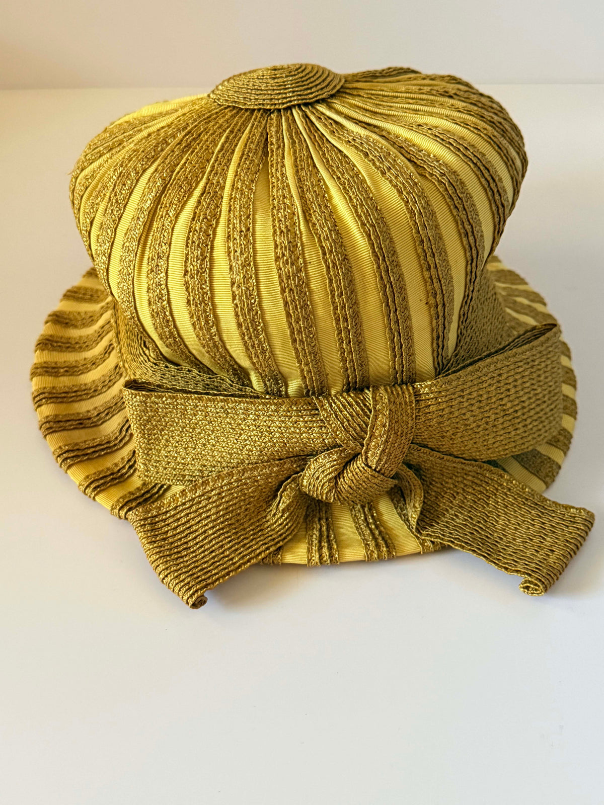 Vintage 1960s Robert Hyman Milwaukee Golden Straw Grosgrain Ribbon Hat Sculptural Bow Mid Century Women's Millinery