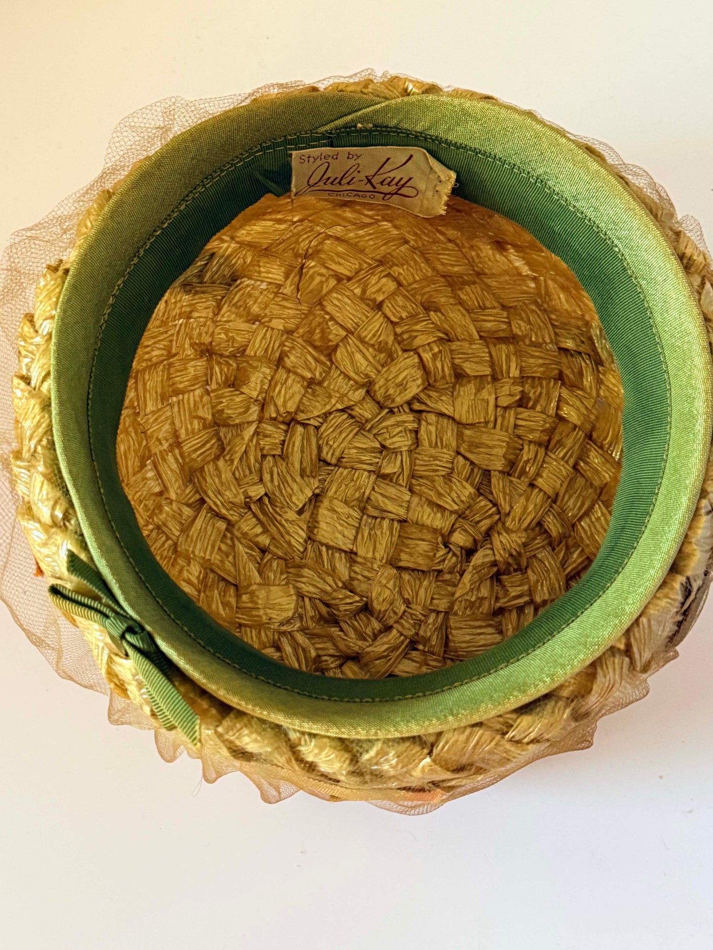 Vintage 1950s Juli-Kay Chicago Natural Straw Hat Abstract Ribbon Trim Veiling Women's Mid Century Millinery
