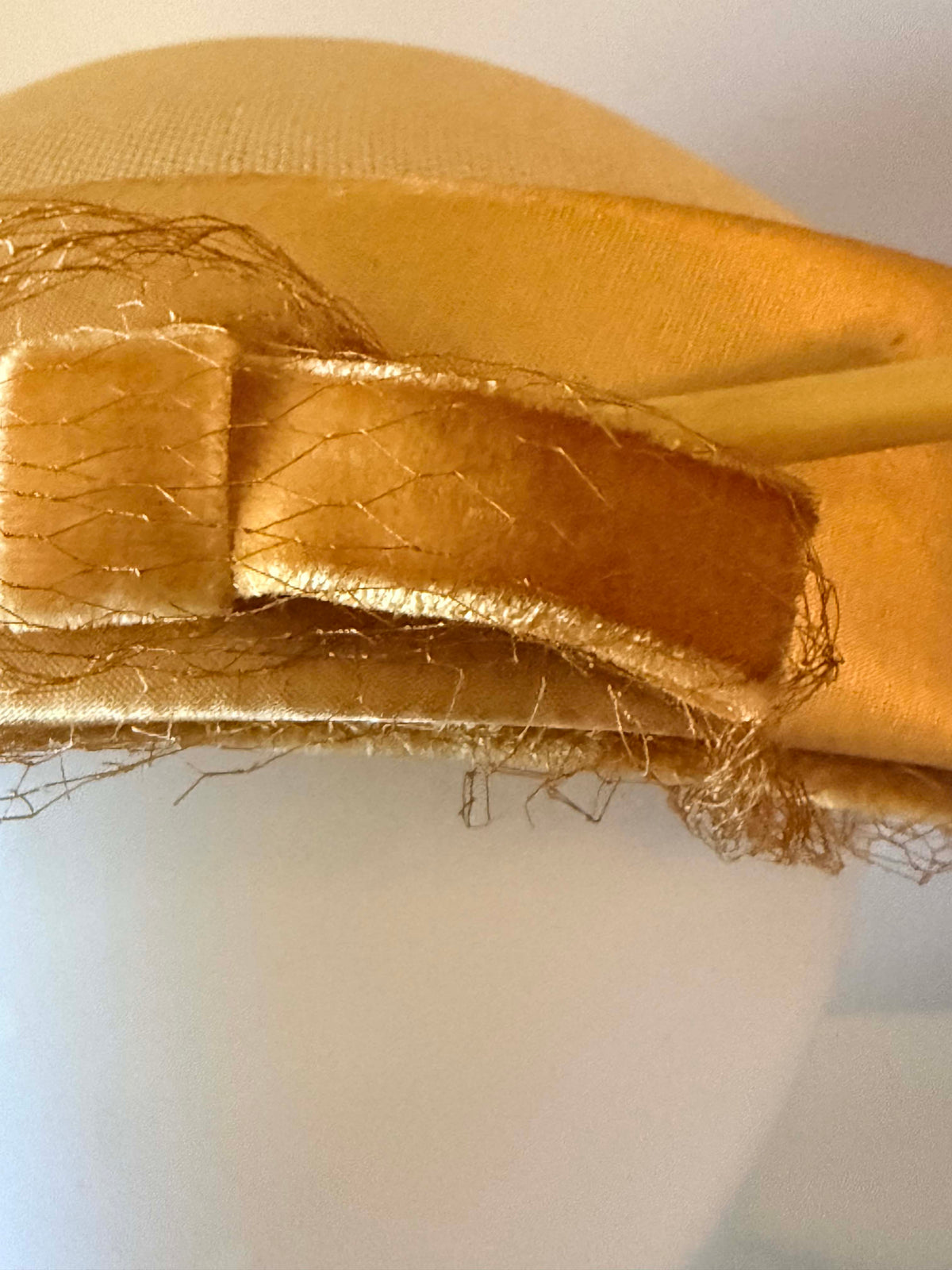 Vintage 1940s Champagne Gold Tilt Hat Sculptural Brim Bow Veil Women's WWII Era Cocktail Millinery