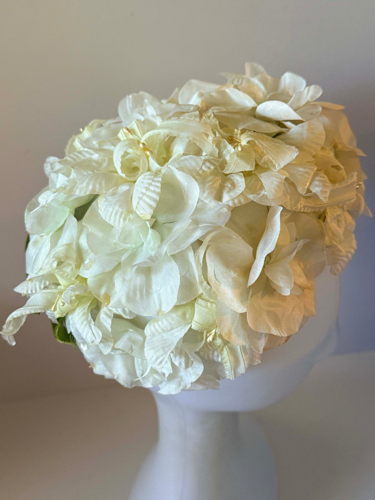 Vintage 1950s Ivory Floral Half Hat Satin Flowers Green Velvet Frame Bridal Wedding Cocktail Women's Mid Century Millinery