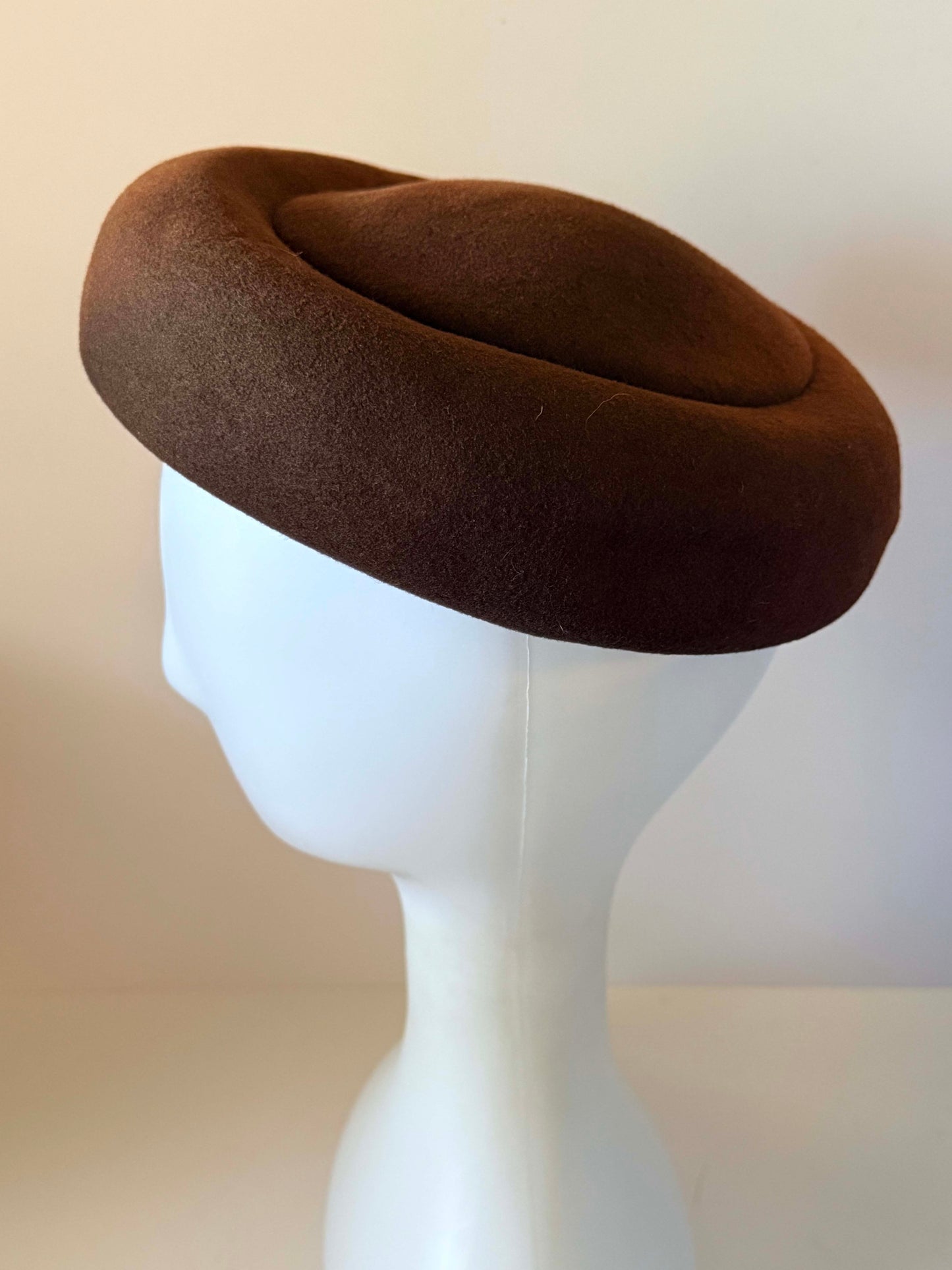 Vintage 1960s Brown Wool Felt Breton Hat Sculptural Raised Brim Rounded Crown Women's Mod Millinery