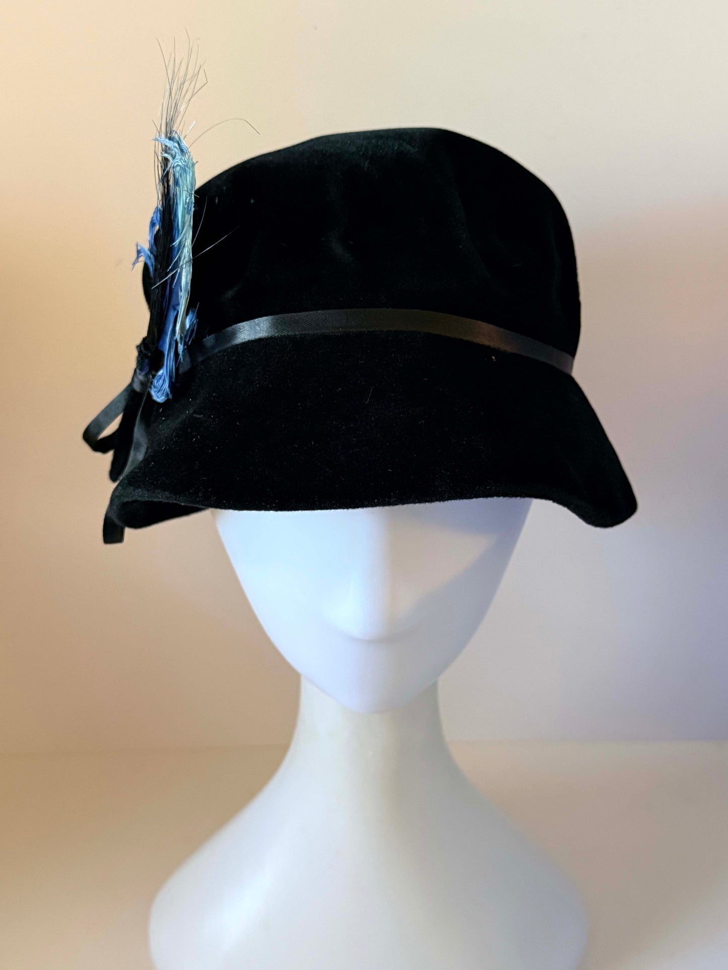Vintage 1940s Flechet Blue Black Velour Felt Hat Blue Feather Trim Made in France Women's French Millinery