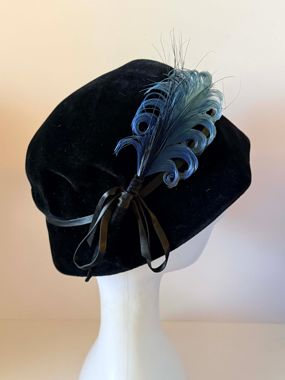 Vintage 1940s Flechet Blue Black Velour Felt Hat Blue Feather Trim Made in France Women's French Millinery