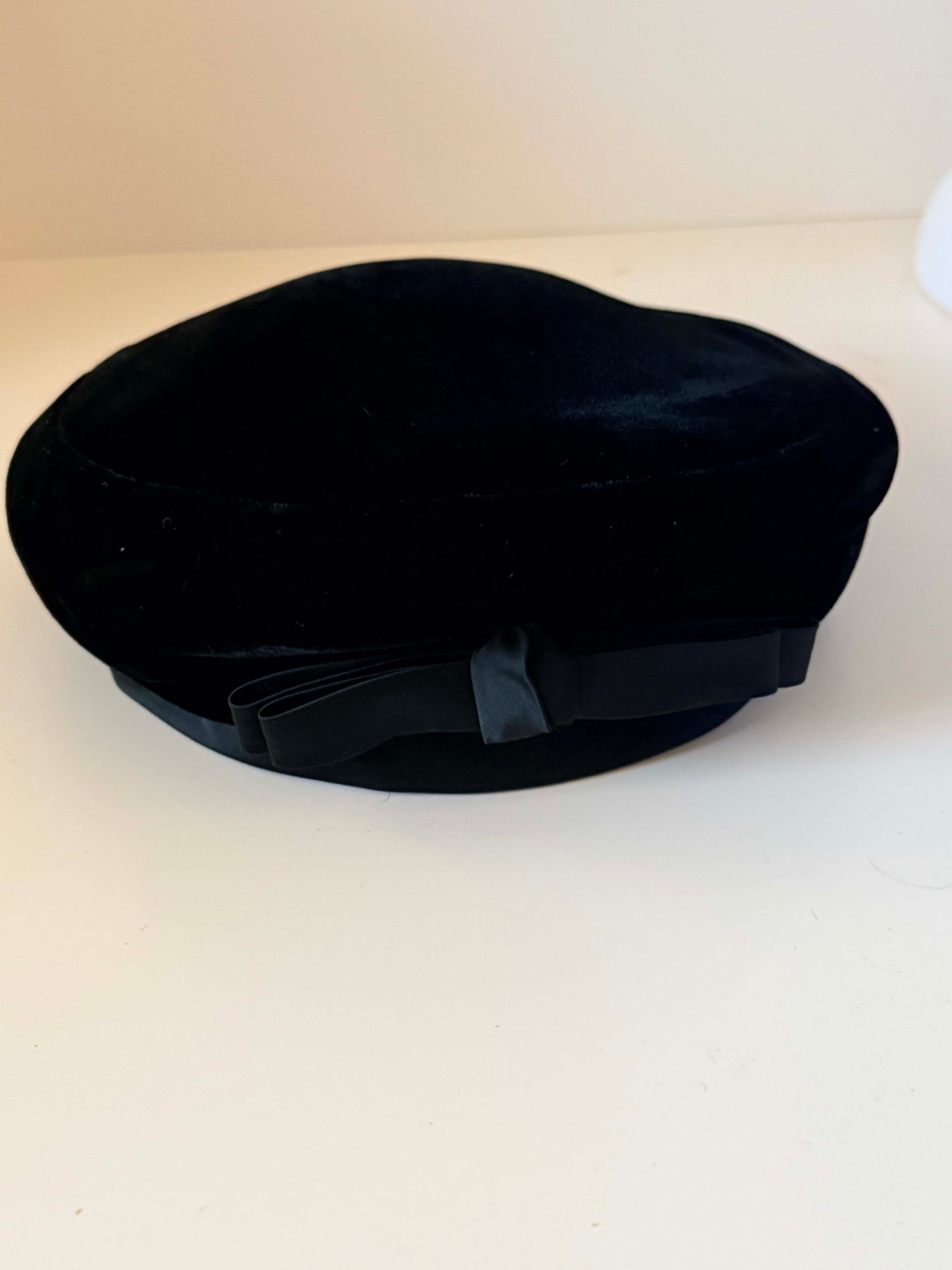Vintage 1950s Black Velvet Beret Hat Satin Bow Trim Women's Mid Century Formal Cocktail Church Millinery