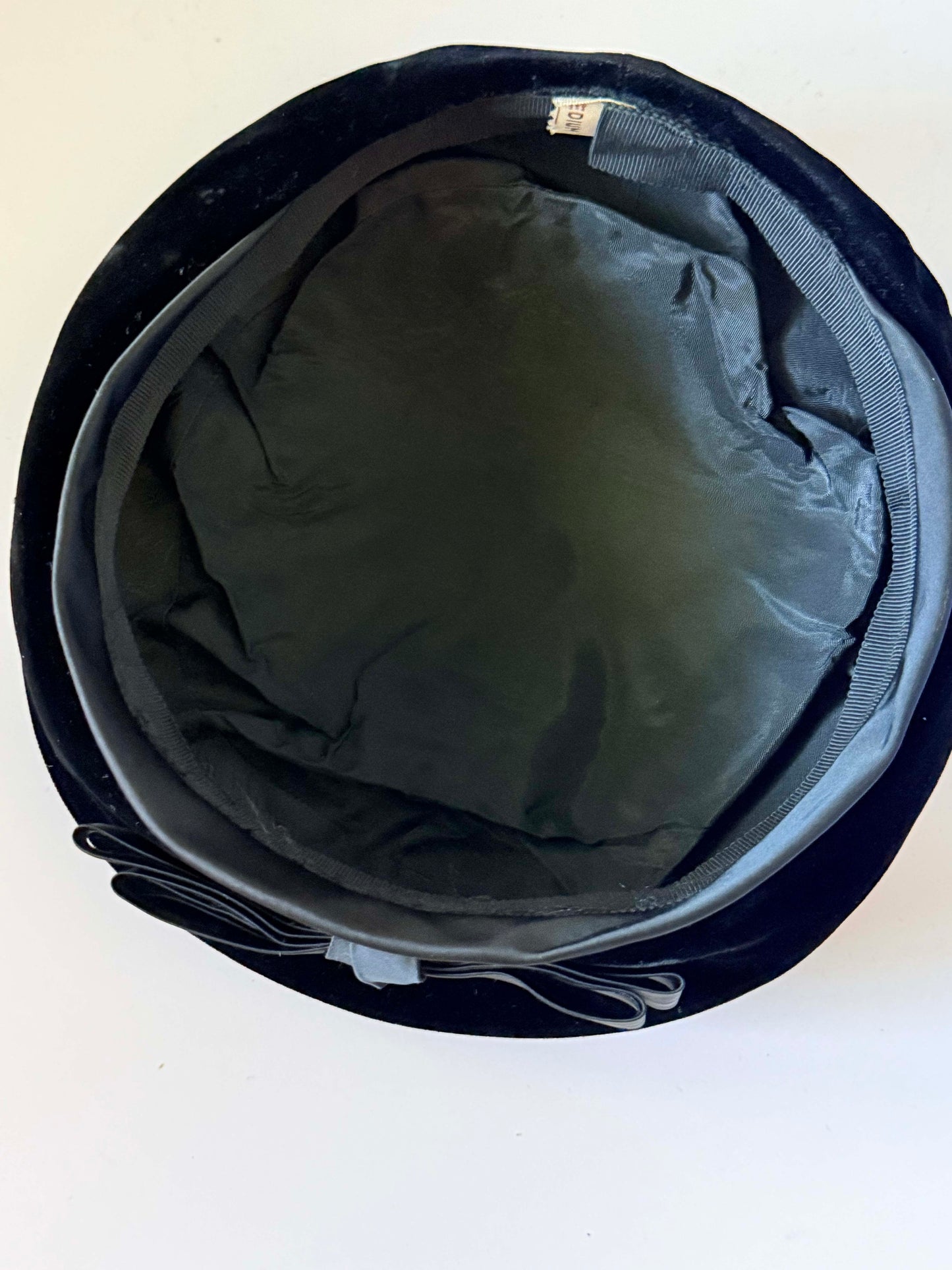 Vintage 1950s Black Velvet Beret Hat Satin Bow Trim Women's Mid Century Formal Cocktail Church Millinery