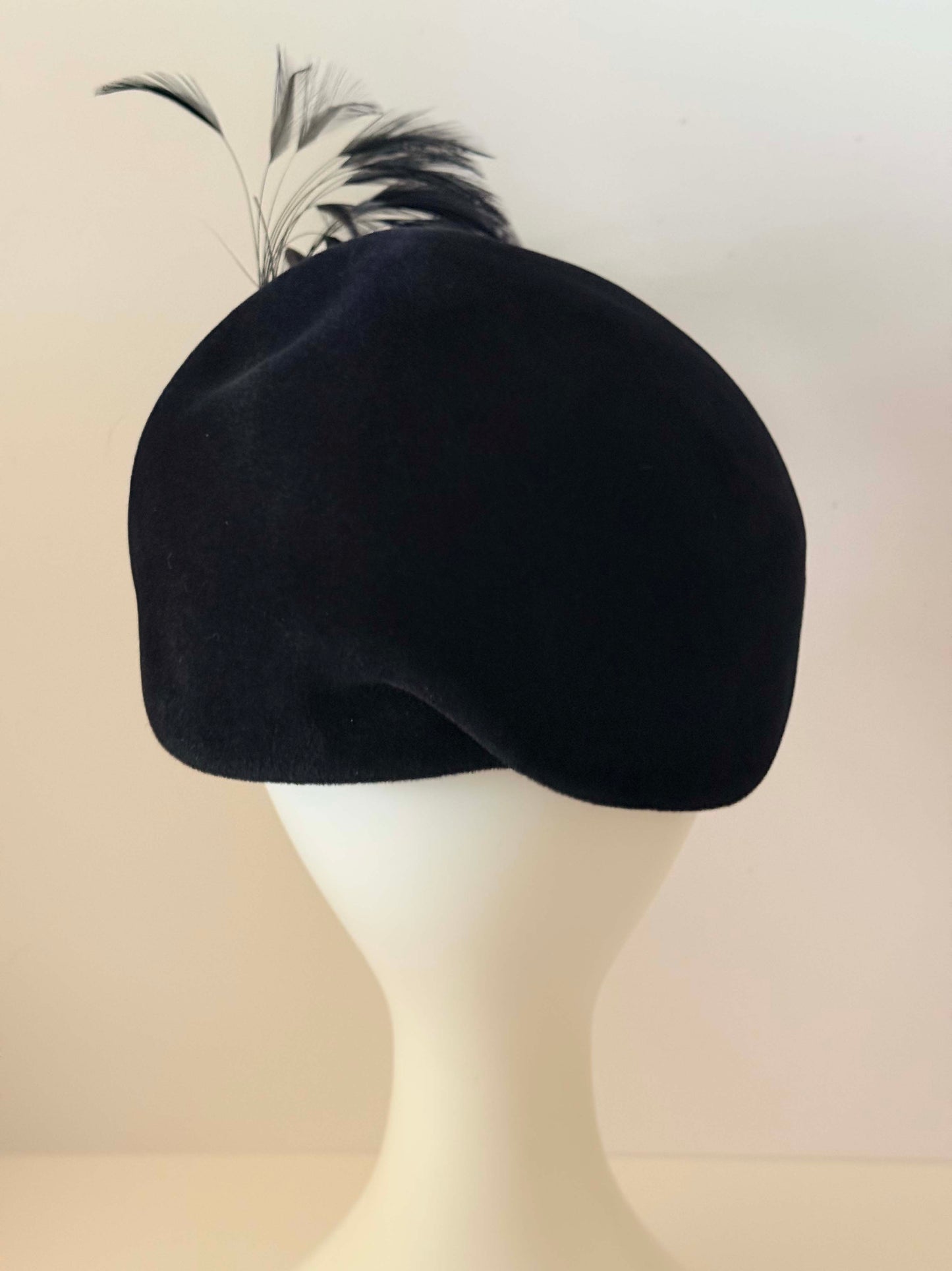 Vintage 1940s Black Velvet Tilt Hat with Feather Plume – Classic Cocktail Hat Elegant WWII Era Millinery Evening Headpiece