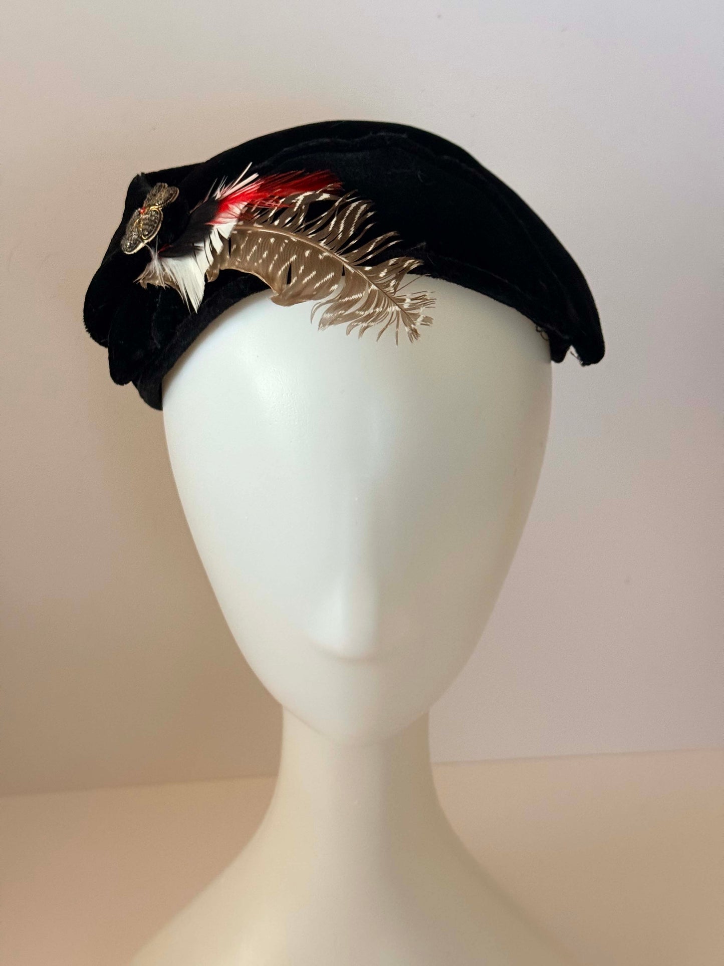1940s–1950s Black Velvet Cocktail Hat – Feather & Rhinestone Floral Accent Mid Century Draped Tilt Hat