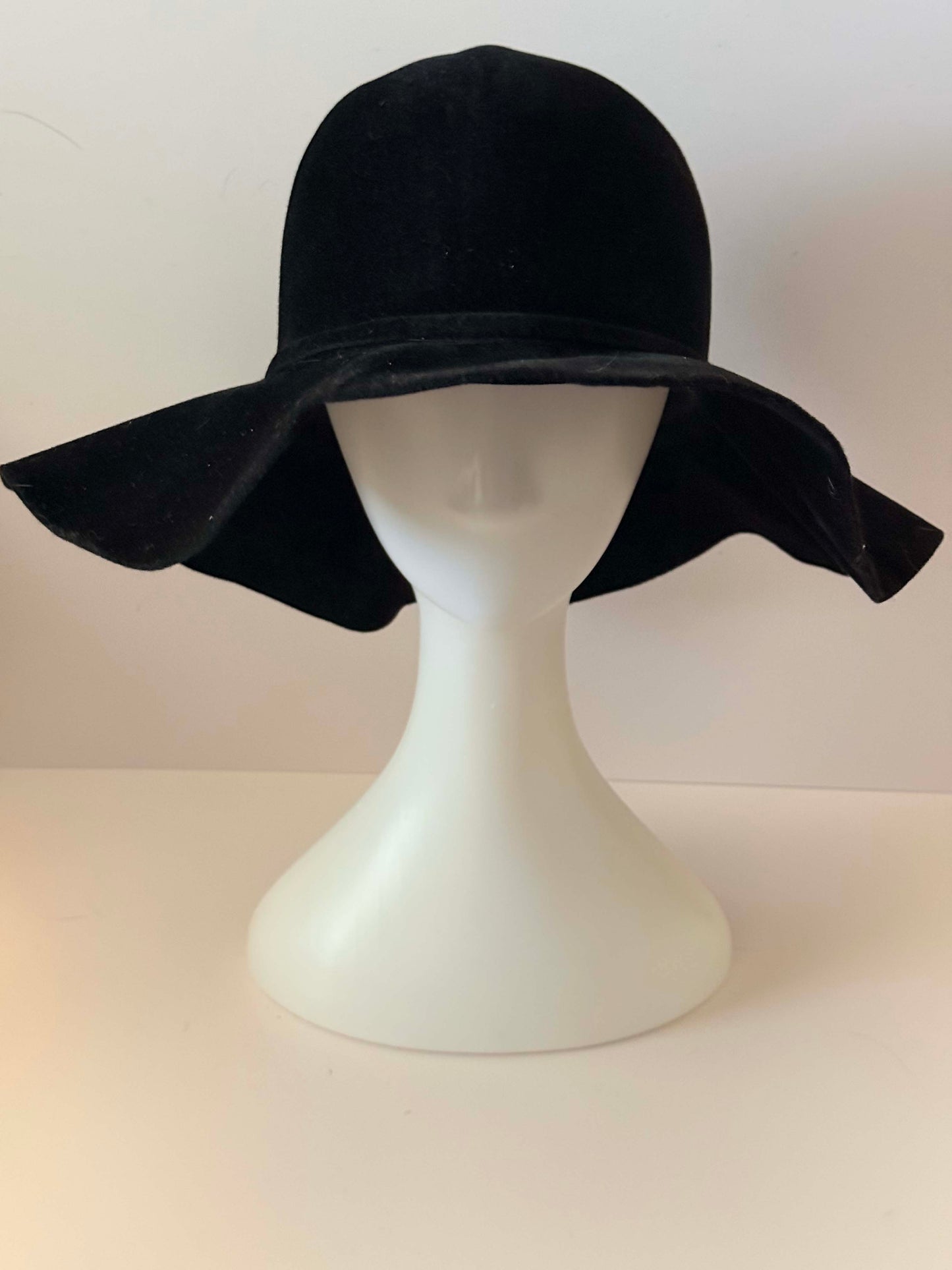 Vintage Borsalino Wide Brim Black Felt Hat – Italian Classic Fedora Style Hat Timeless Elegant Statement Hat