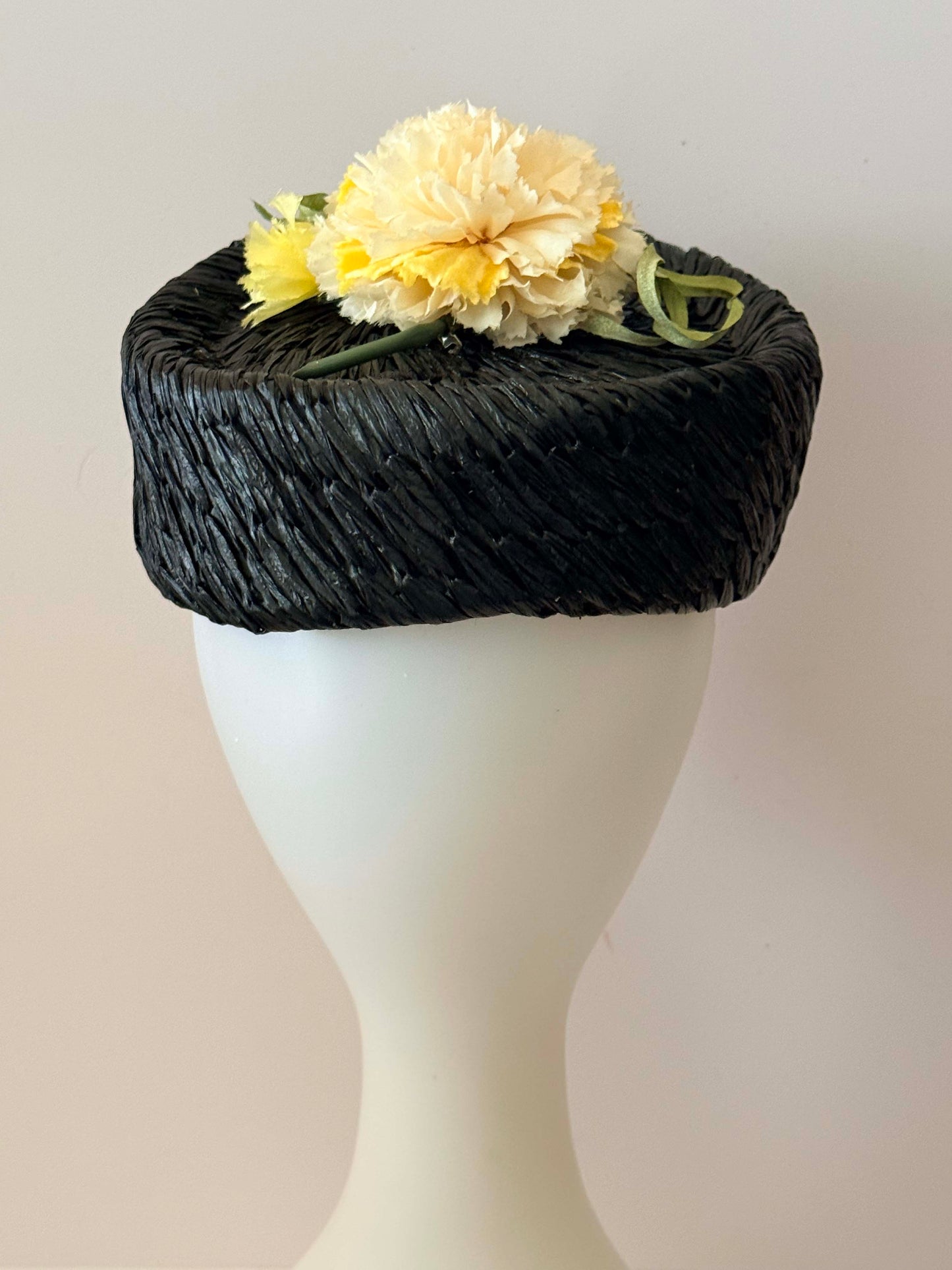 1950s Black Raffia Floral Vintage Hat – Woven Straw Cocktail Hat with Yellow Bloom