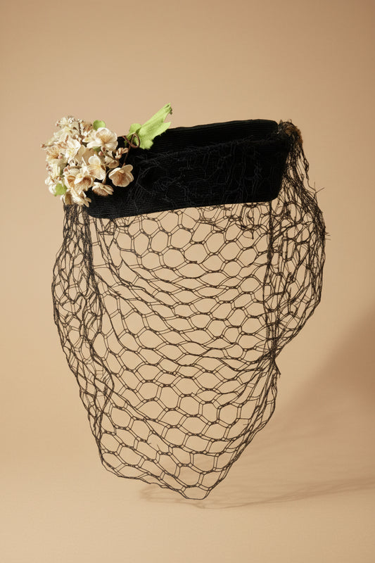 1950s Geo James Co Wichita Dark Navy Veiled Hat – Floral Trim Cocktail Hat