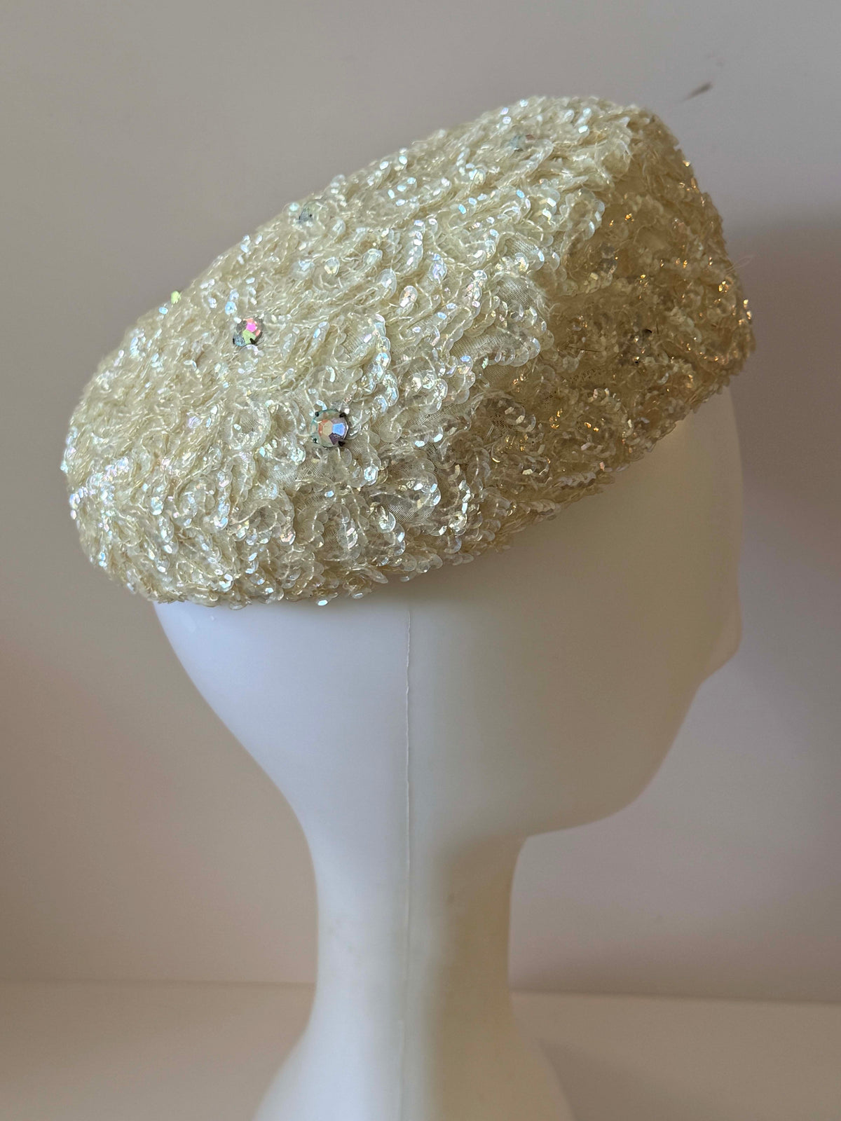Vintage 1950s Kaufmann's Pittsburgh Ivory Sequin Pillbox Hat Iridescent Rhinestone Bridal Wedding Cocktail Millinery