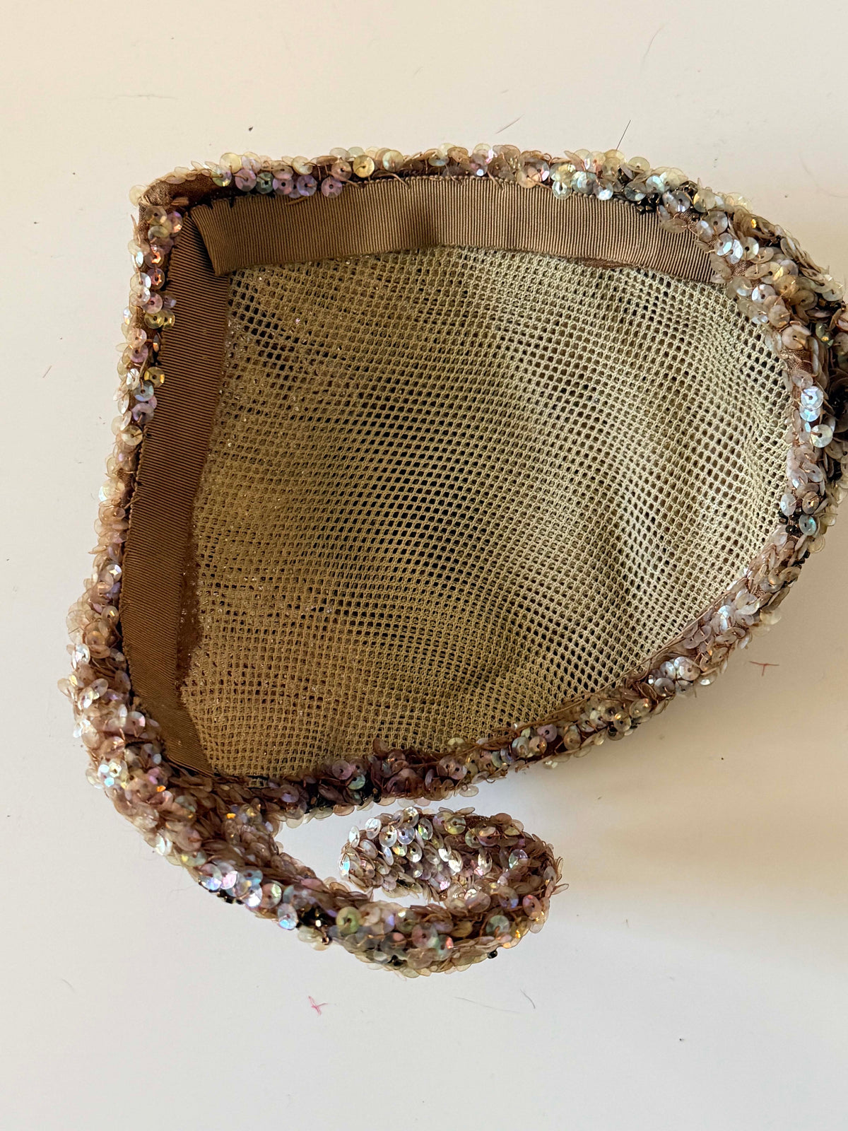 Vintage 1940s Champagne Sequin Half Hat Iridescent Sculptural Curled Loops Bridal Wedding Cocktail Women's Millinery