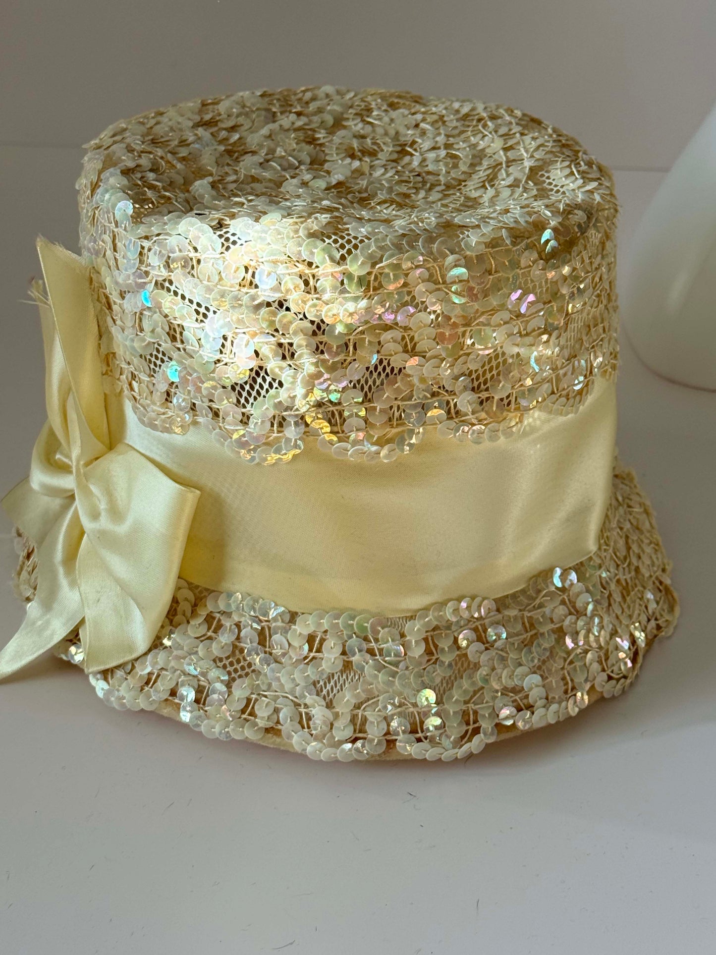 Vintage 1960s Ivory Sequin Lace Bucket Hat – Satin Bow Cocktail Hat