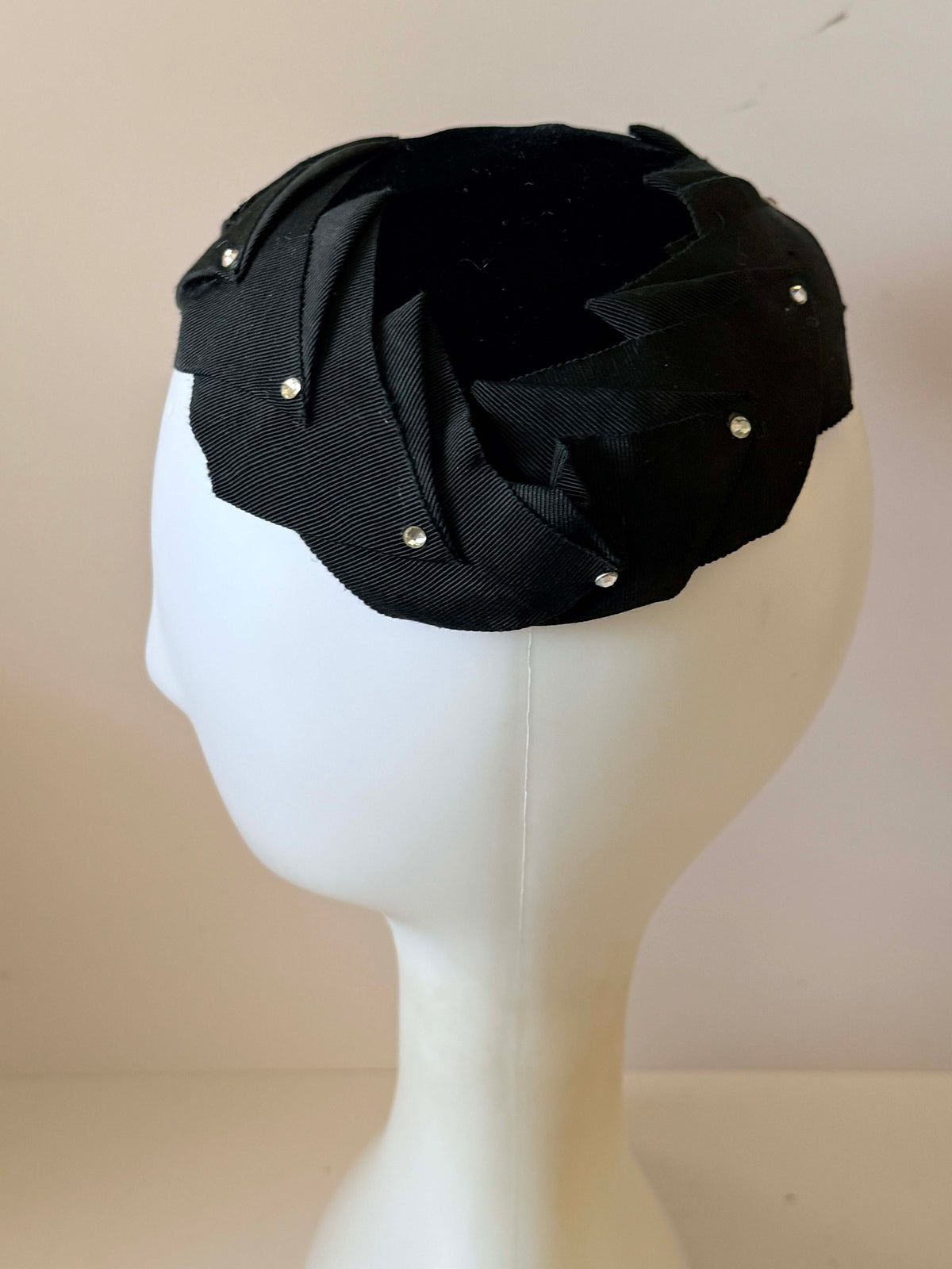 Vintage 1940s Black Velvet Half Hat Grosgrain Ribbon Rhinestone Trim Women's WWII Era Sculptural Vintage Millinery
