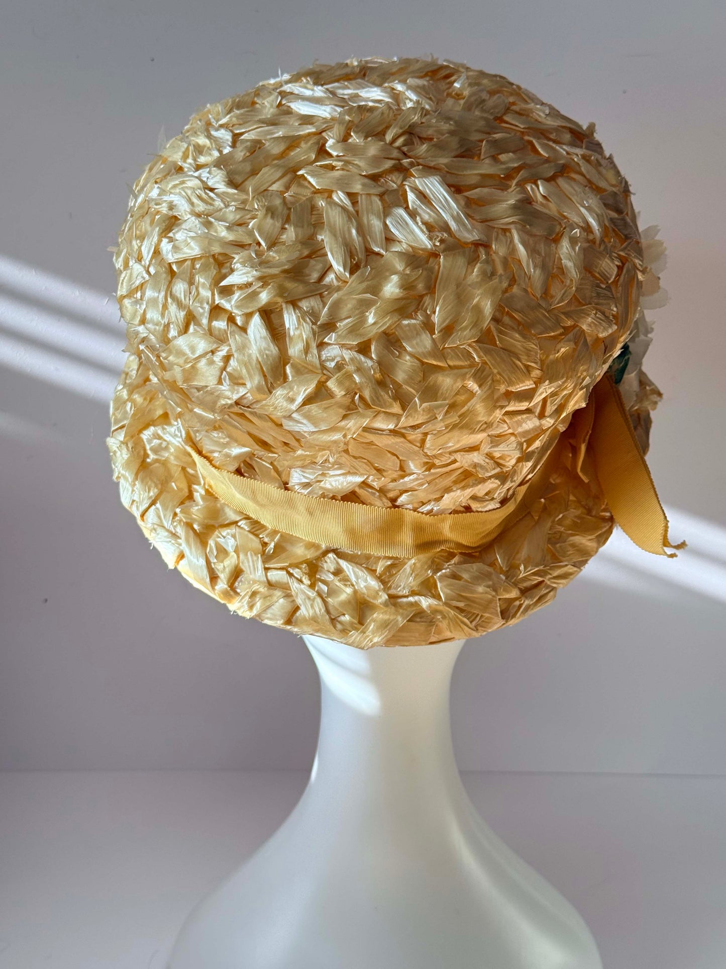 Vintage 1950s Raffia Straw Hat – Royce Exclusive Yellow Ribbon Daisy Trim Summer Boater Garden Party Hat
