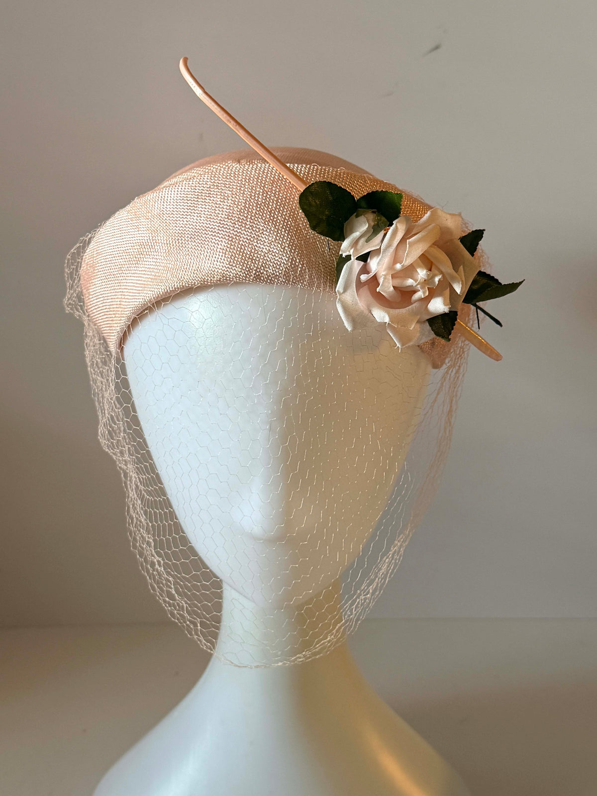 Vintage 1950s Blush Pink Half Hat White Rose Veil Green Leaves Women's Bridal Wedding Cocktail Mid Century Millinery