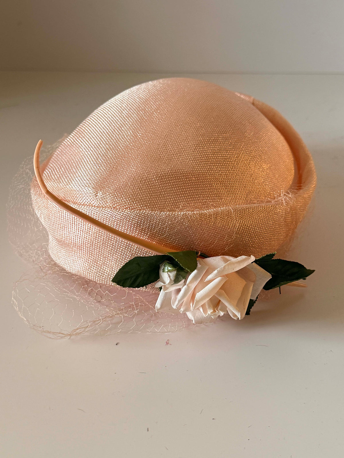 Vintage 1950s Blush Pink Half Hat White Rose Veil Green Leaves Women's Bridal Wedding Cocktail Mid Century Millinery