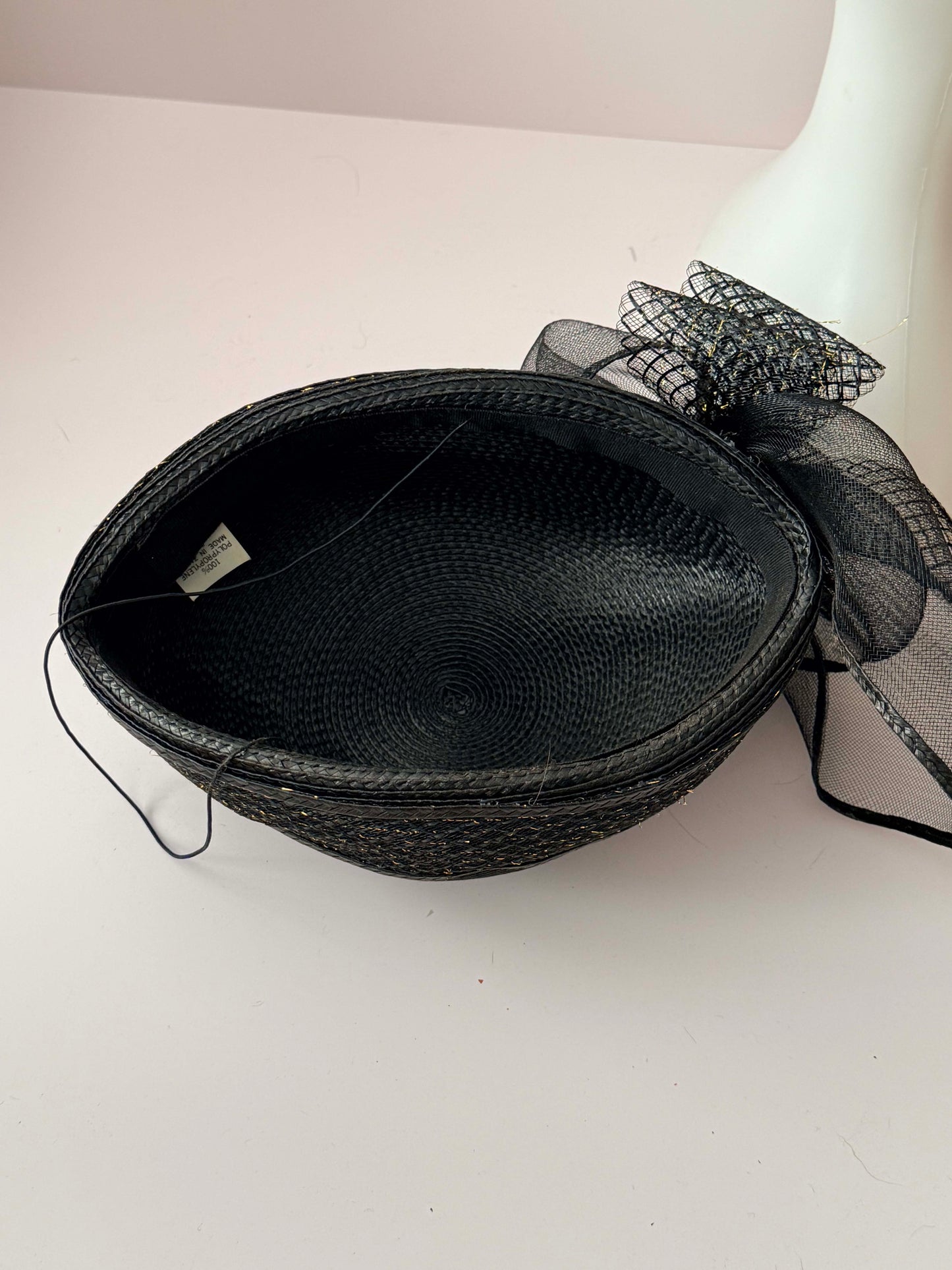 Vintage 1950s Black Straw Cocktail Hat – Sculptural Mesh Bow Fascinator with Gold Fleck Detail