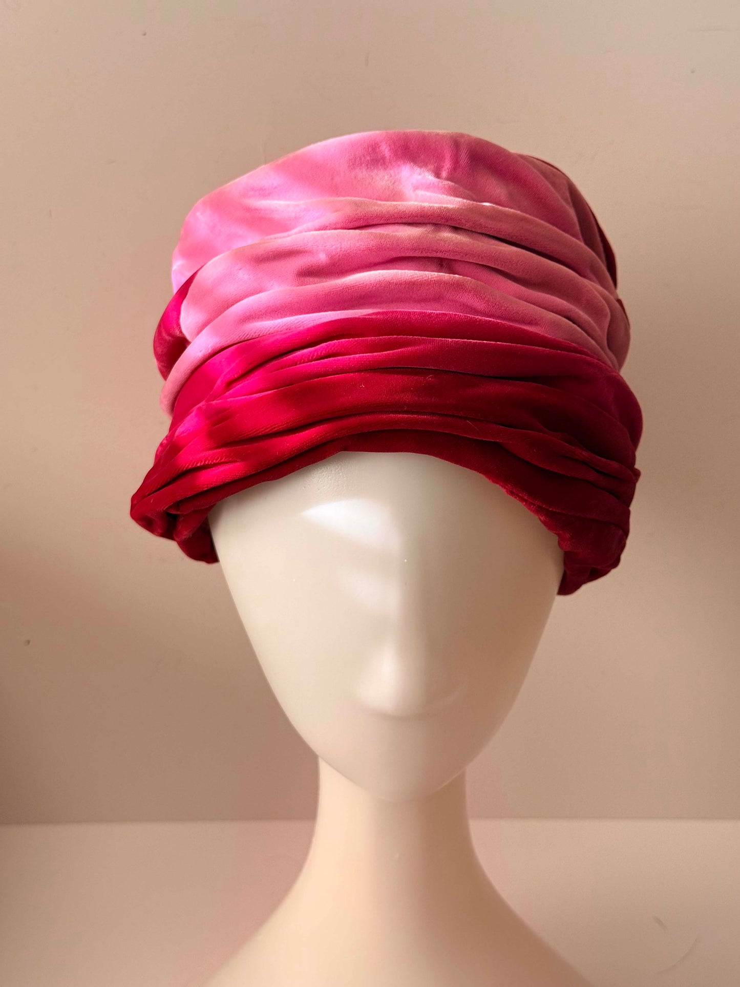Vintage 1950s Pink Ombre Velvet Turban Hat – Red to Blush Velvet Draped Cloche Hat Evening Cocktail Hat