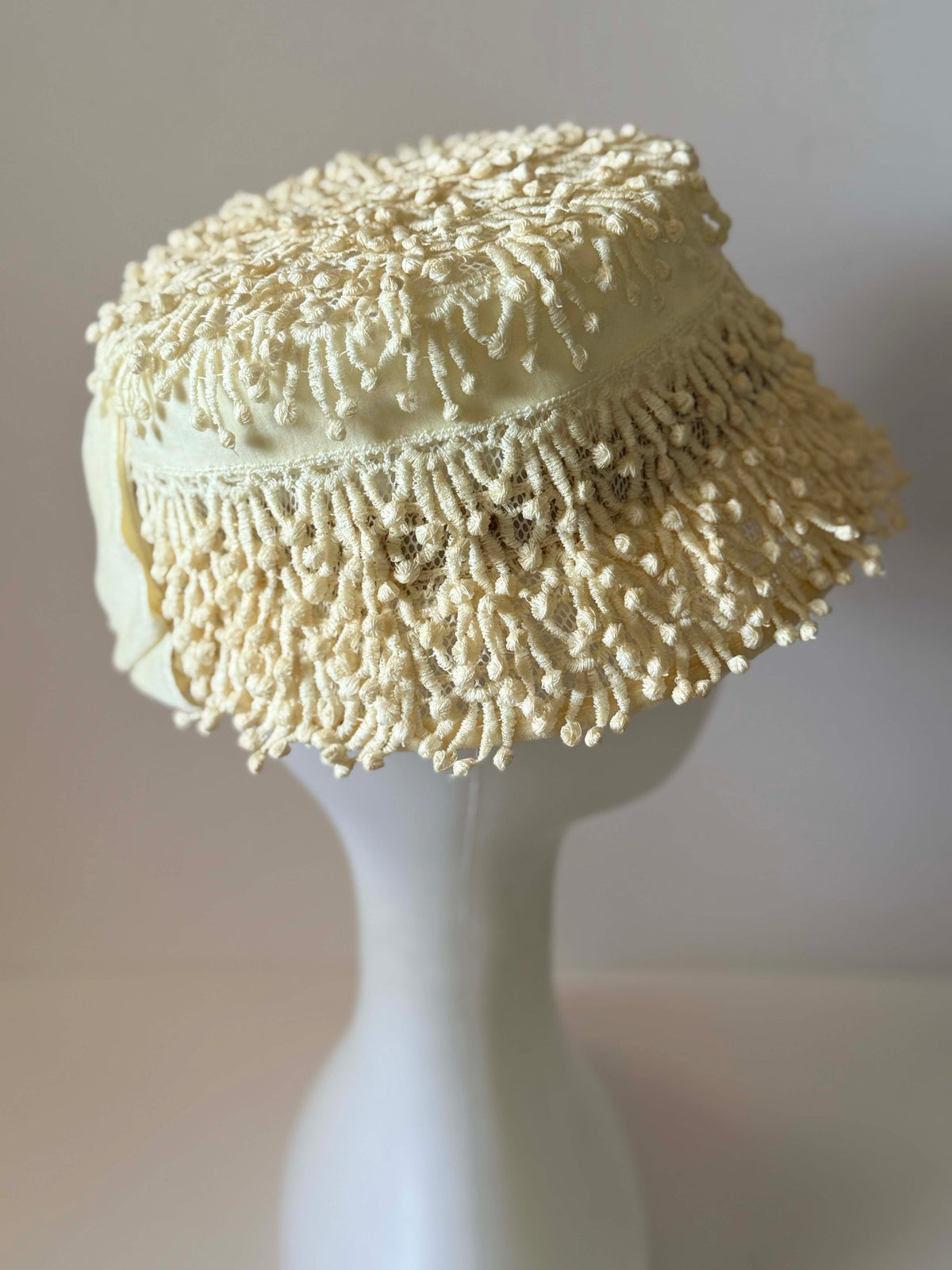 Vintage 1960s Ivory Cream Fringe Bucket Hat Textured Loop Trim Mod Bridal Wedding Women's Mid Century Millinery