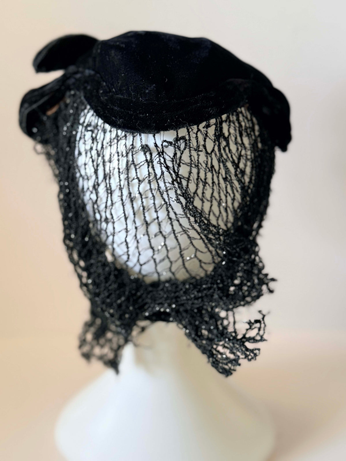 Antique 1930s Black Velvet Tilt Hat Side Sculpted Coil Black Lace Veil Women's Art Deco Evening Cocktail Millinery