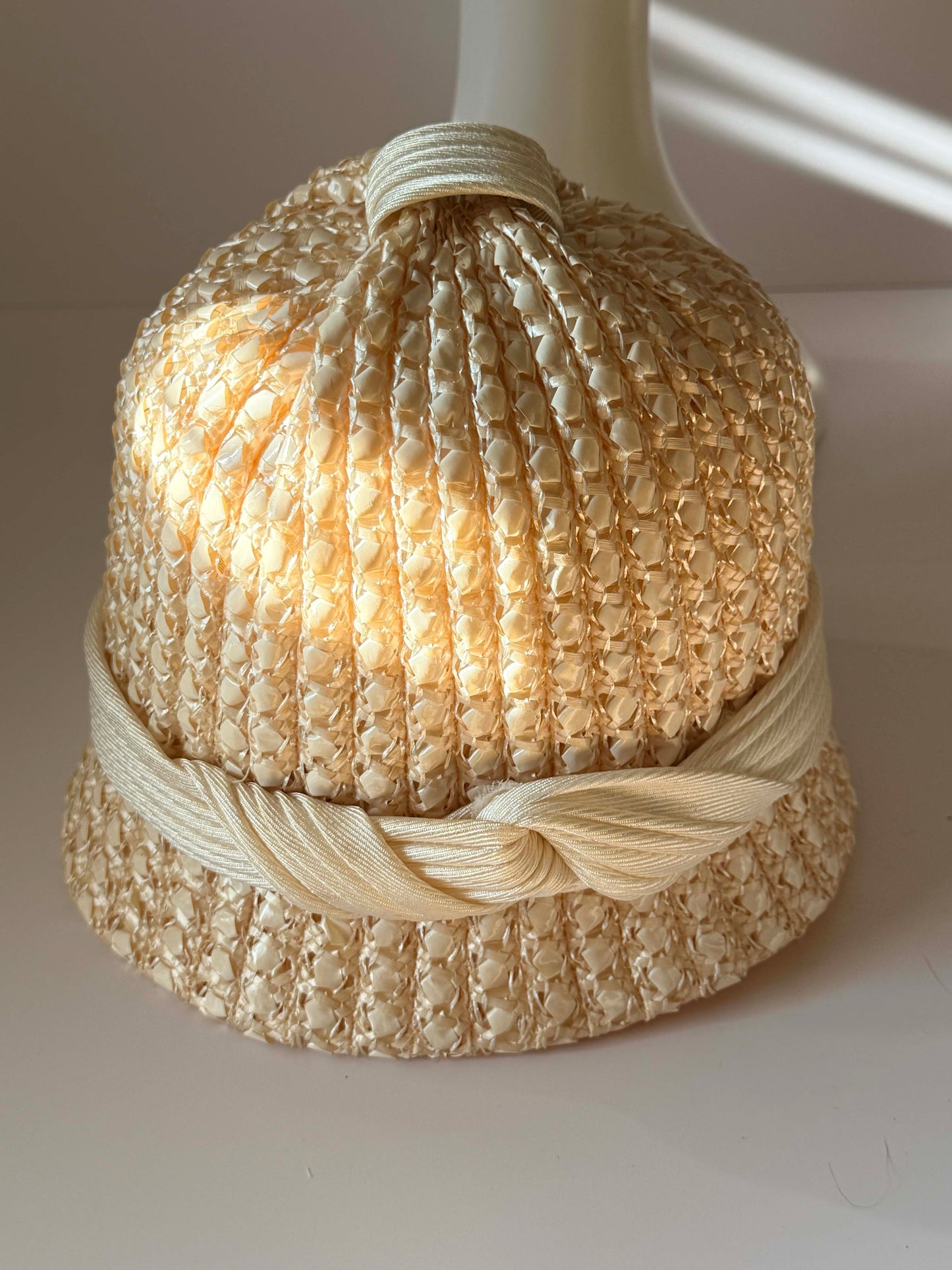 1960s Dana Marte Woven Raffia Hat – Ivory Straw Cloche Bucket Hat – Mid Century Summer Garden Party Hat