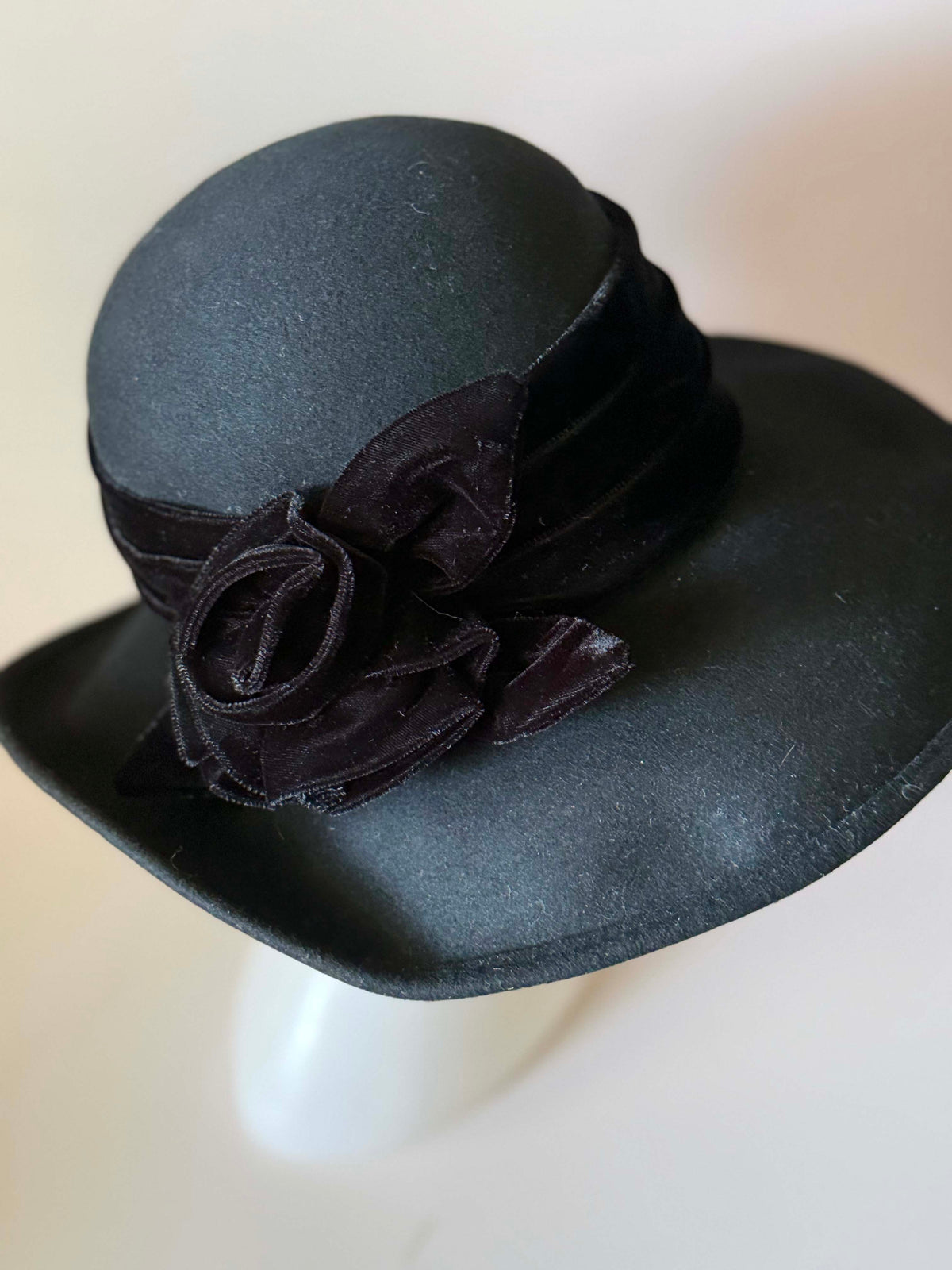Vintage 1960s Georga Taylor Black Wool Felt Wide Brim Hat Velvet Rose Trim Women's Mod Mid Century Statement Millinery