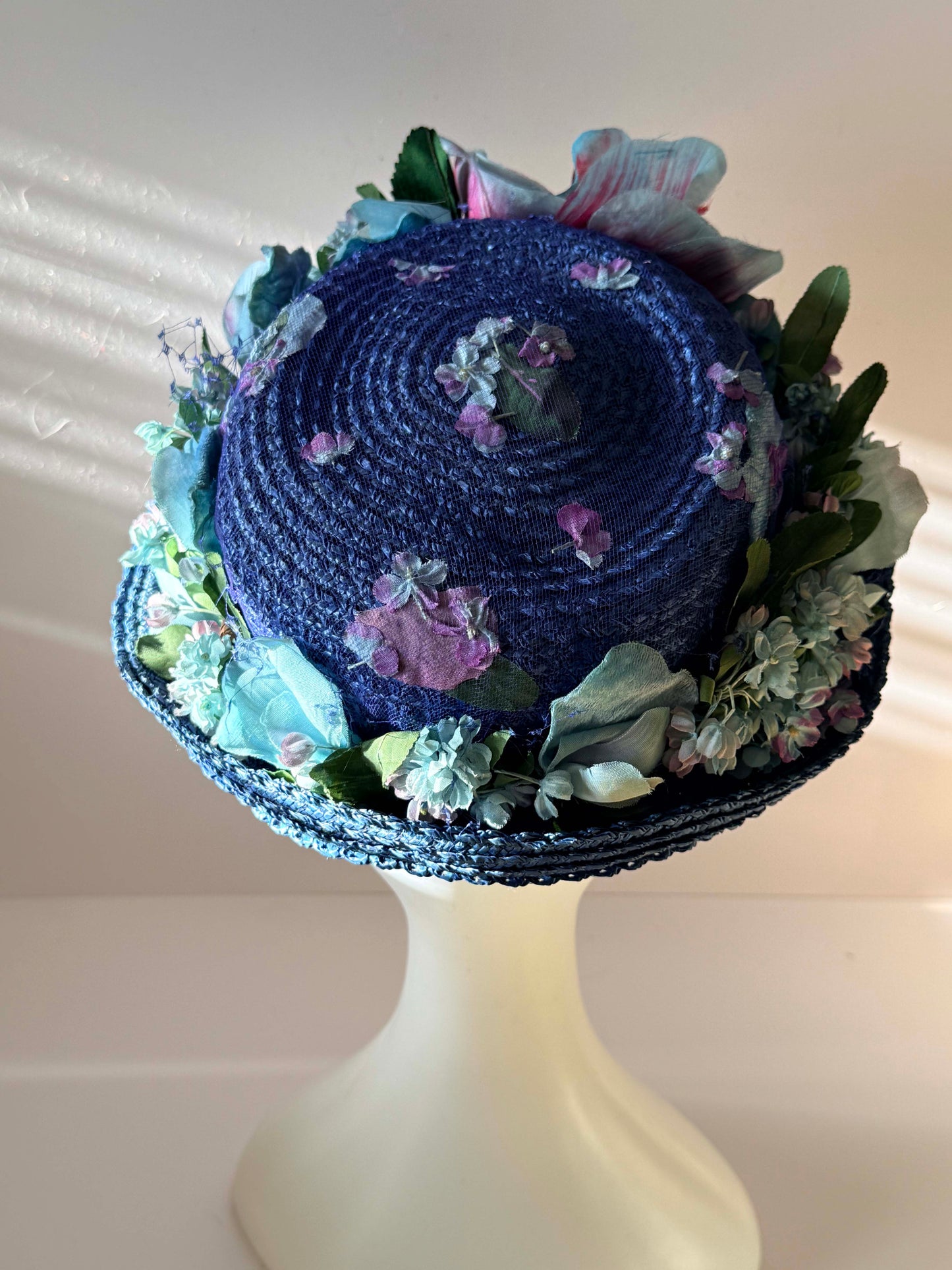 1950s Frost Bros. Chanda Blue Floral Straw Hat – Garden Party Statement Millinery