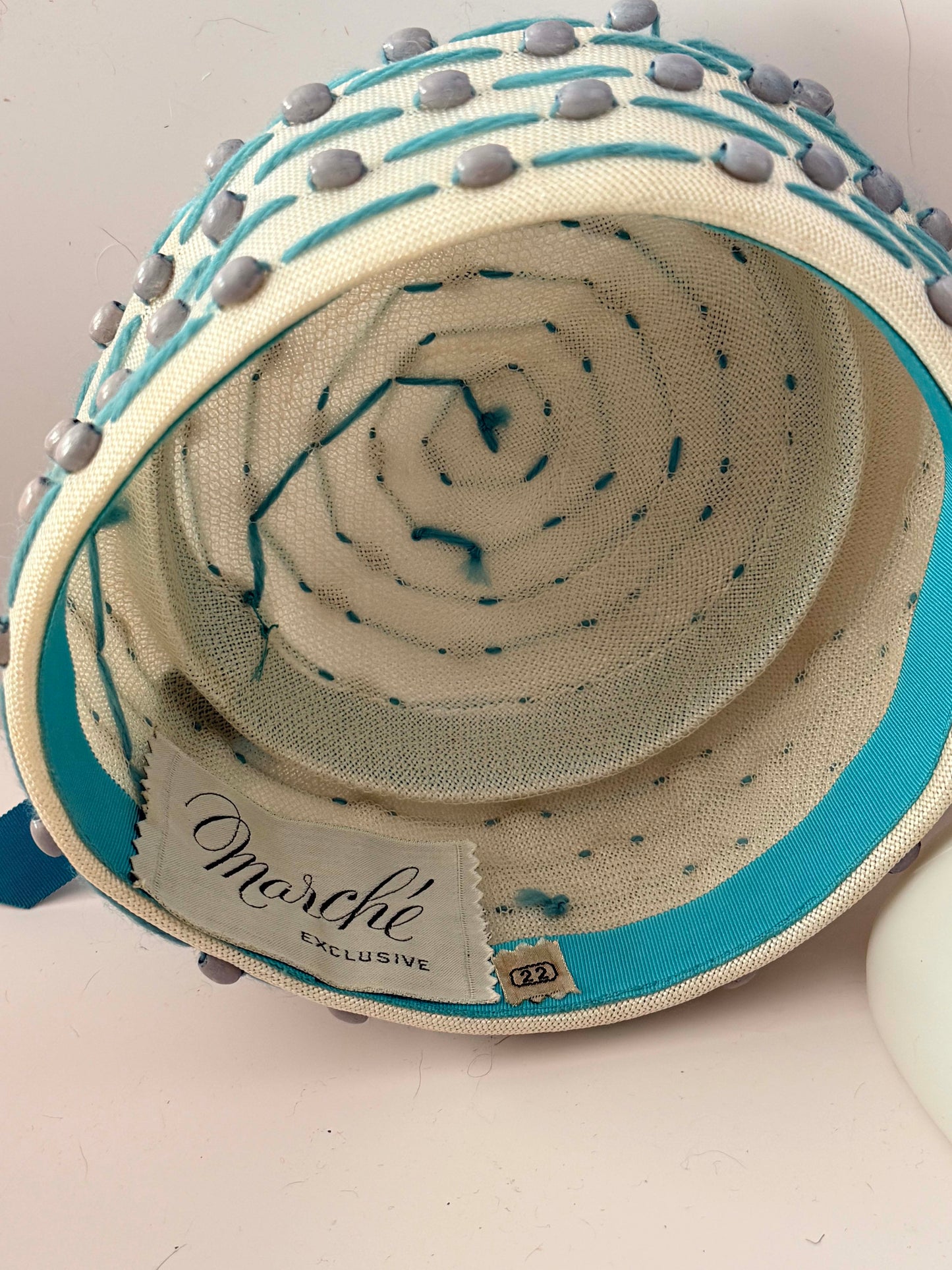 1960s Marche Exclusive Ivory & Aqua Beaded Pillbox Hat – Sculptural Mid Century Cocktail Hat