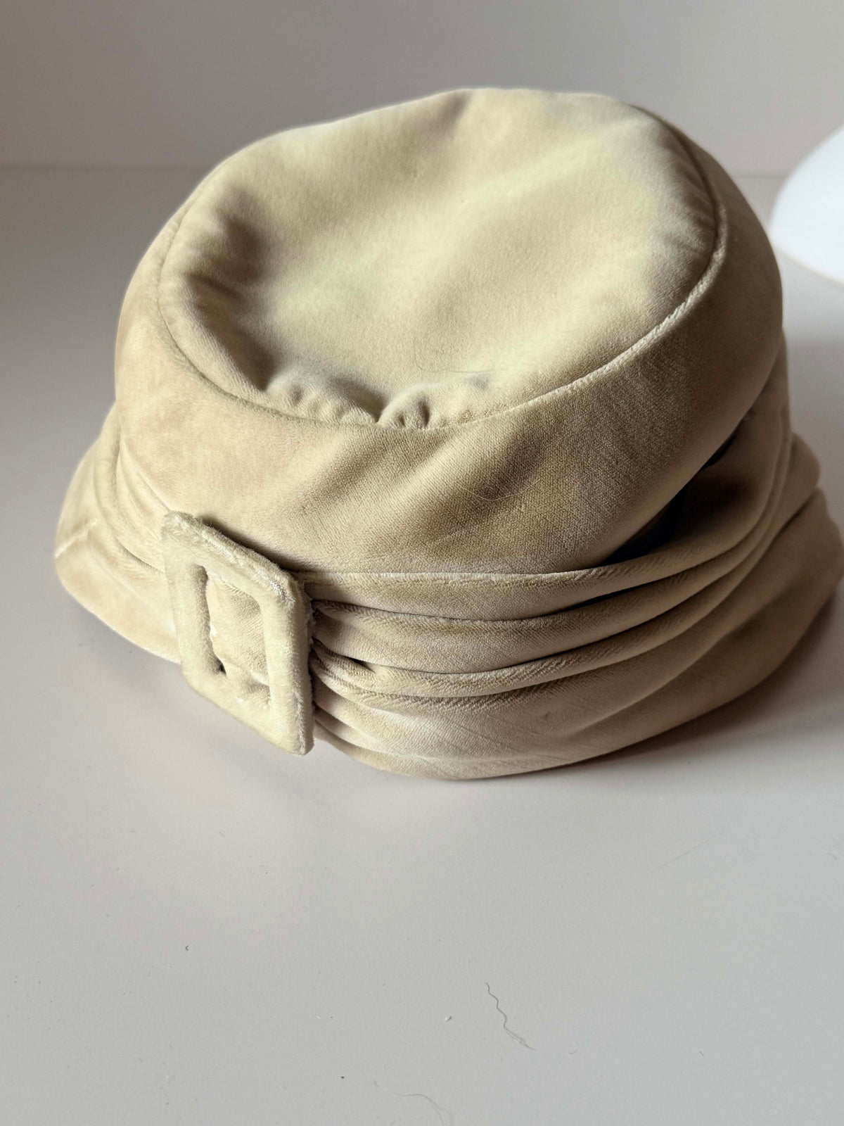 Vintage 1950s Velvet Turban Hat | Champagne Beige Draped Buckle Hat | Mid Century Cocktail Hat