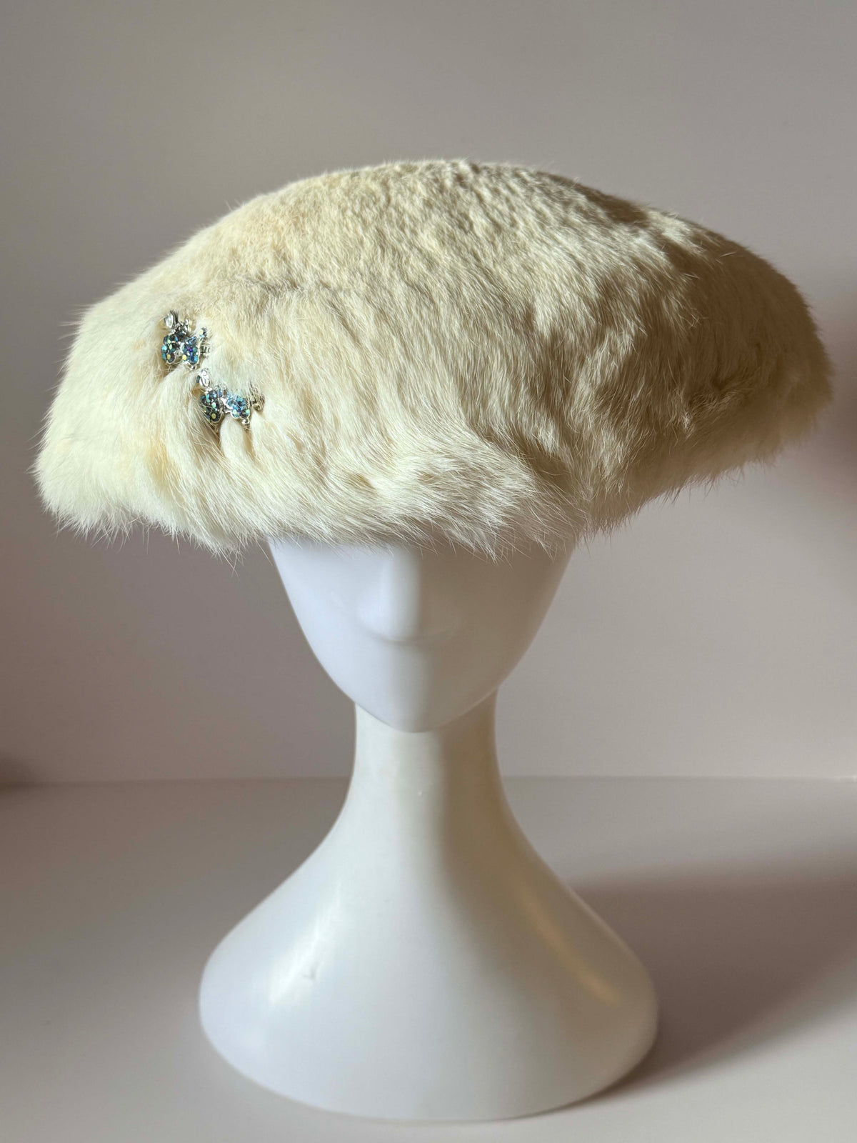 Vintage 1960s Brentshire Ivory Fur Picture Hat | Rhinestone Poodle Hat | Mod Vintage Statement Hat