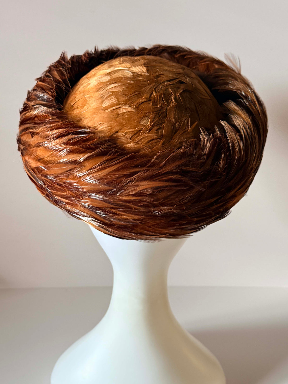 Vintage 1950s Brown Feather Toque Hat | Brimmed Pheasant Feather Hat | Mid Century Cocktail Hat