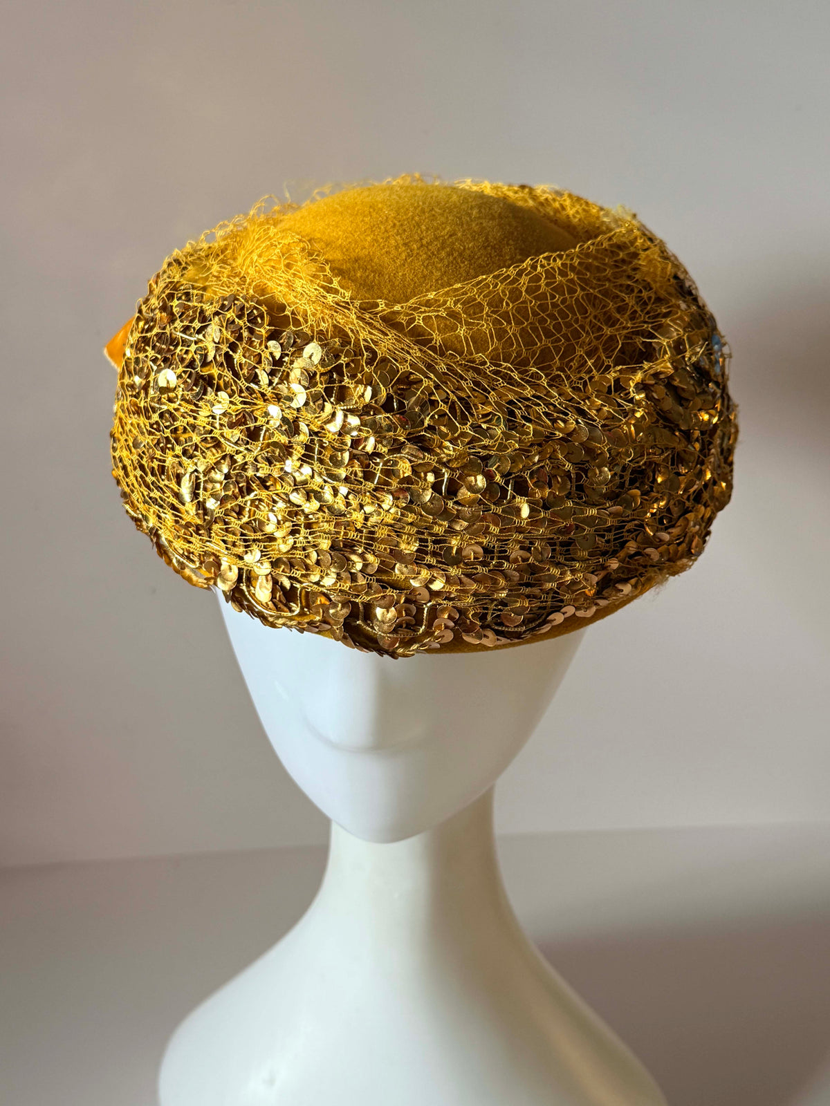 Vintage 1950s Gold Sequin Hat | Mustard Yellow Veiled Cocktail Hat | Mid Century Brimmed Hat