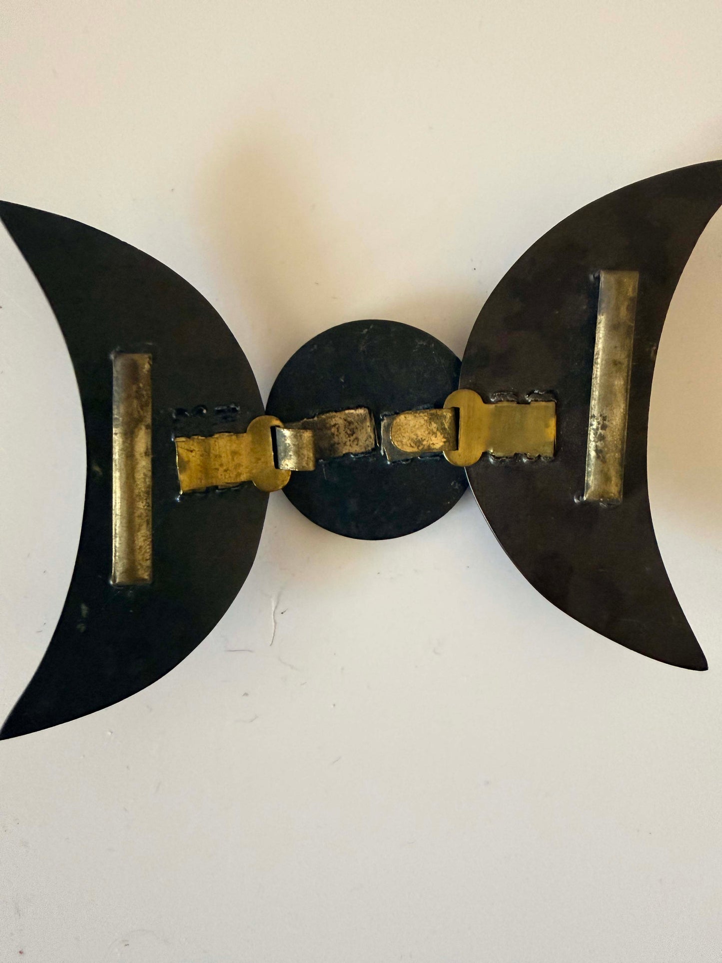 1940s–1950s Vintage Black Bakelite Belt Buckle – Sculptural Crescent & Disc Art Deco Revival Clasp
