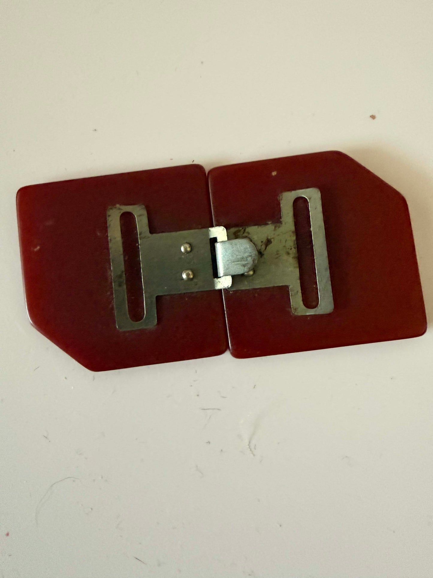 1940s–1950s Vintage Two Tone Red Bakelite Belt Buckle – Geometric Faceted Art Deco Revival Clasp – Sculptural Mid Century Statement Accessory