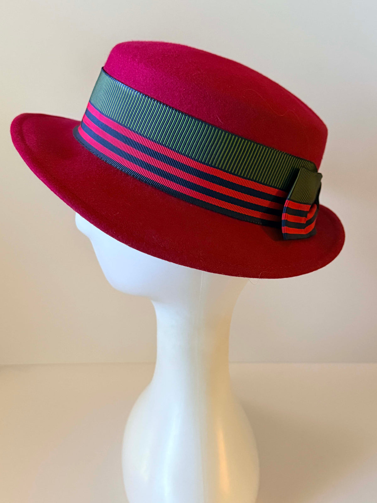 Vintage 1960s Bollman Red Felt Hat | Striped Grosgrain Ribbon Breton Hat | Merrimac Wool Hat